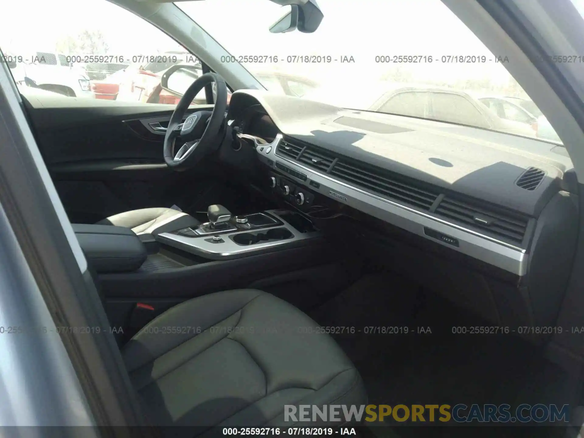 5 Photograph of a damaged car WA1LHAF73KD029966 AUDI Q7 2019