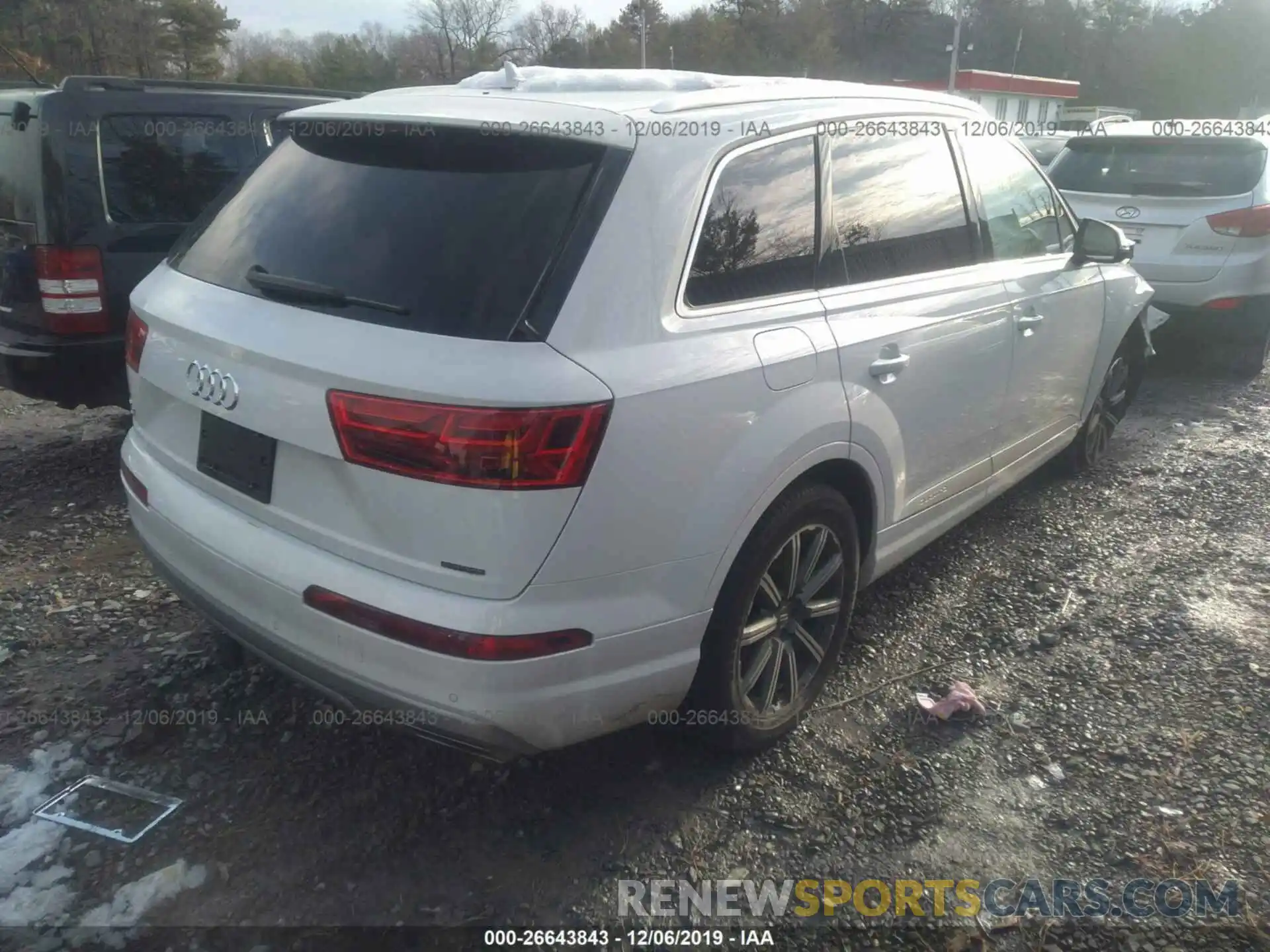 4 Photograph of a damaged car WA1LHAF73KD036917 AUDI Q7 2019