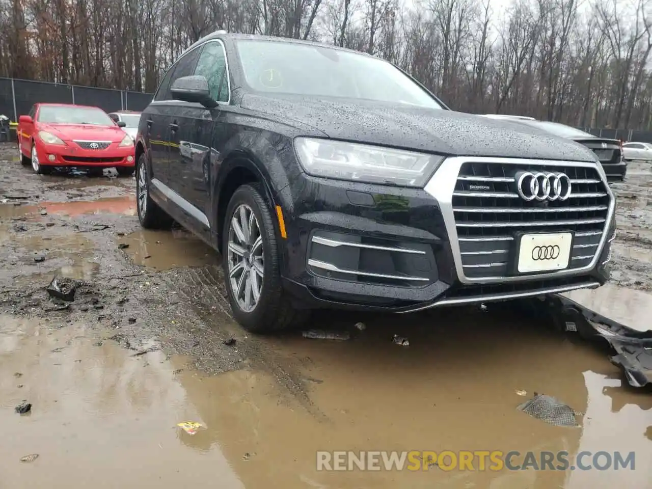 1 Photograph of a damaged car WA1LHAF73KD039798 AUDI Q7 2019