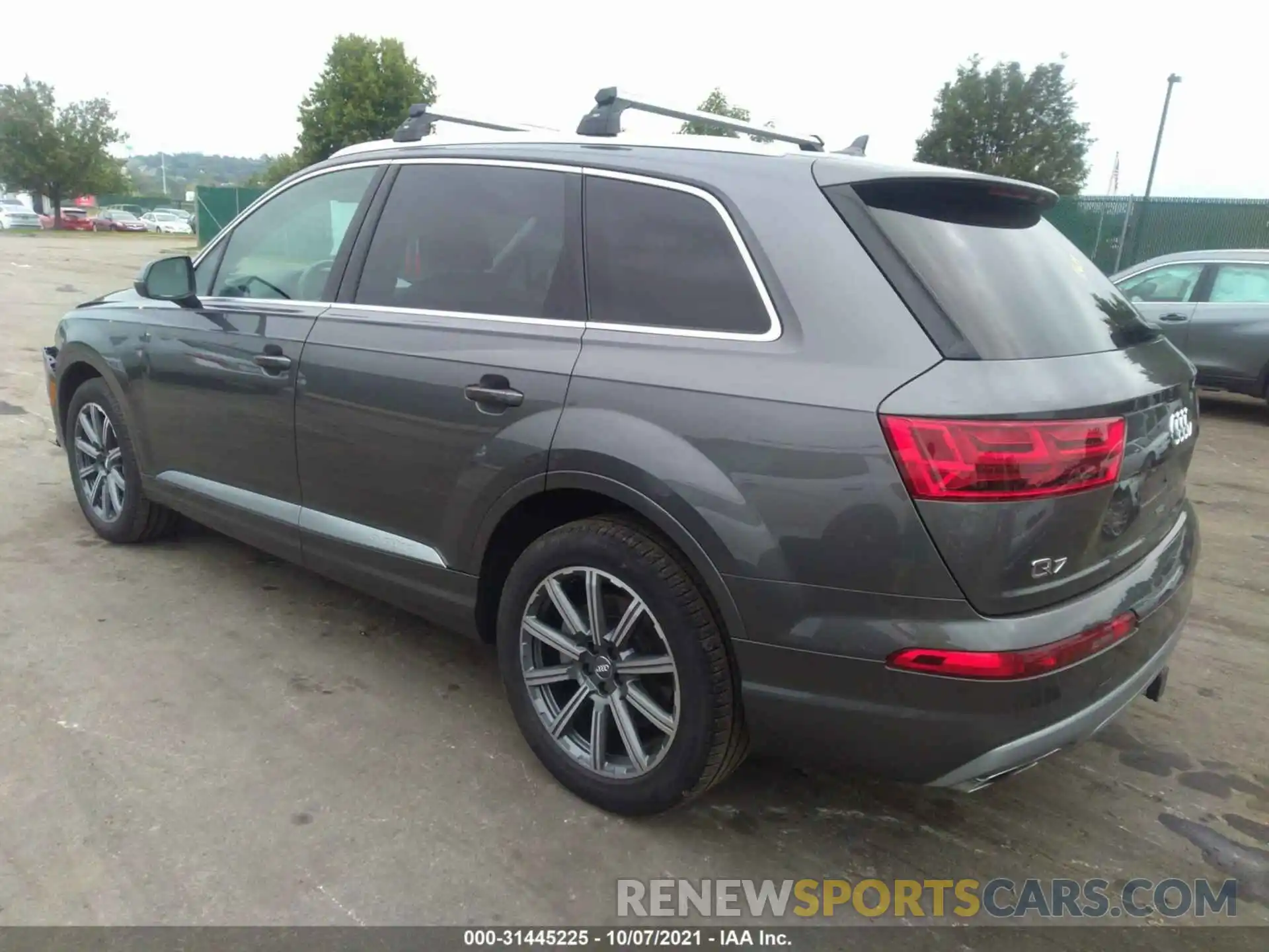 3 Photograph of a damaged car WA1LHAF73KD040028 AUDI Q7 2019