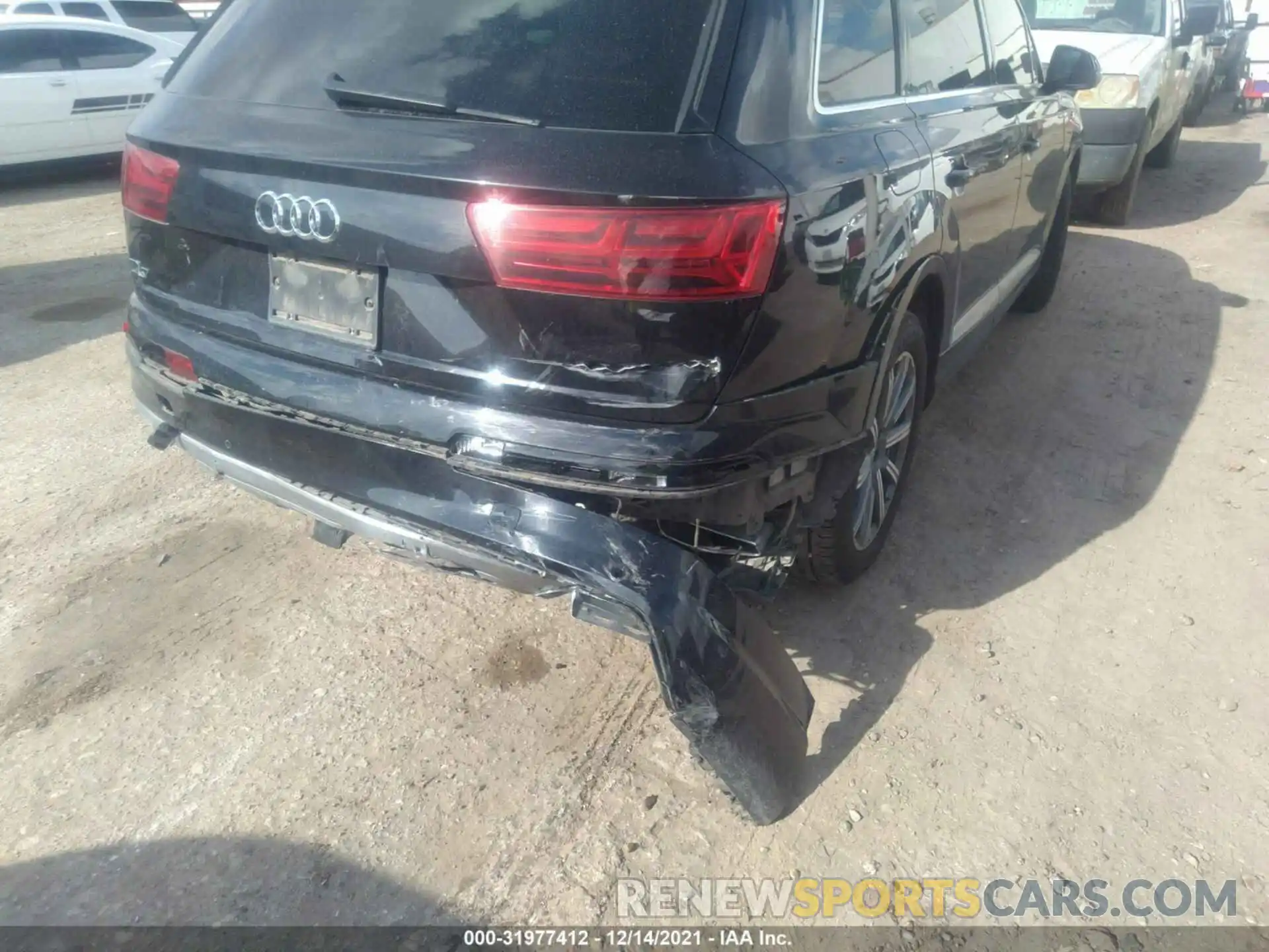 6 Фотография поврежденного автомобиля WA1LHAF74KD021066 AUDI Q7 2019