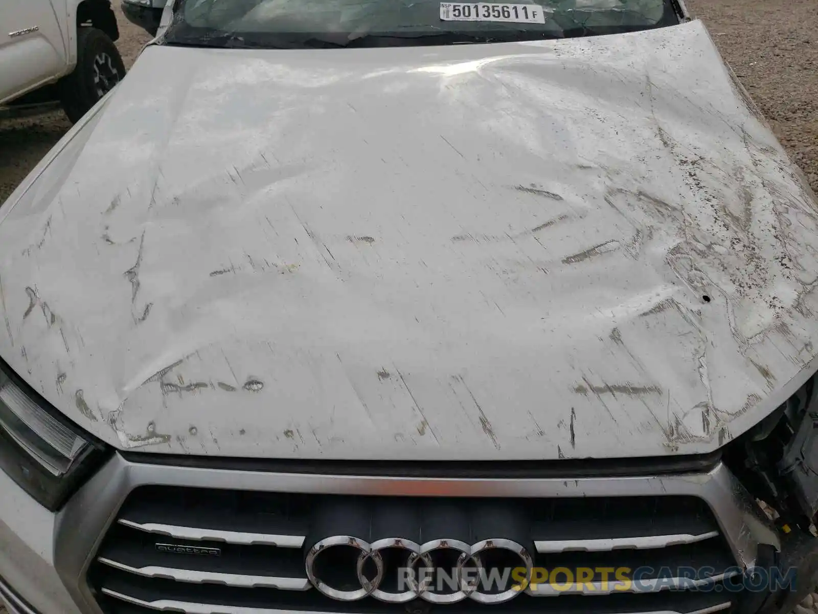 7 Photograph of a damaged car WA1LHAF74KD024260 AUDI Q7 2019