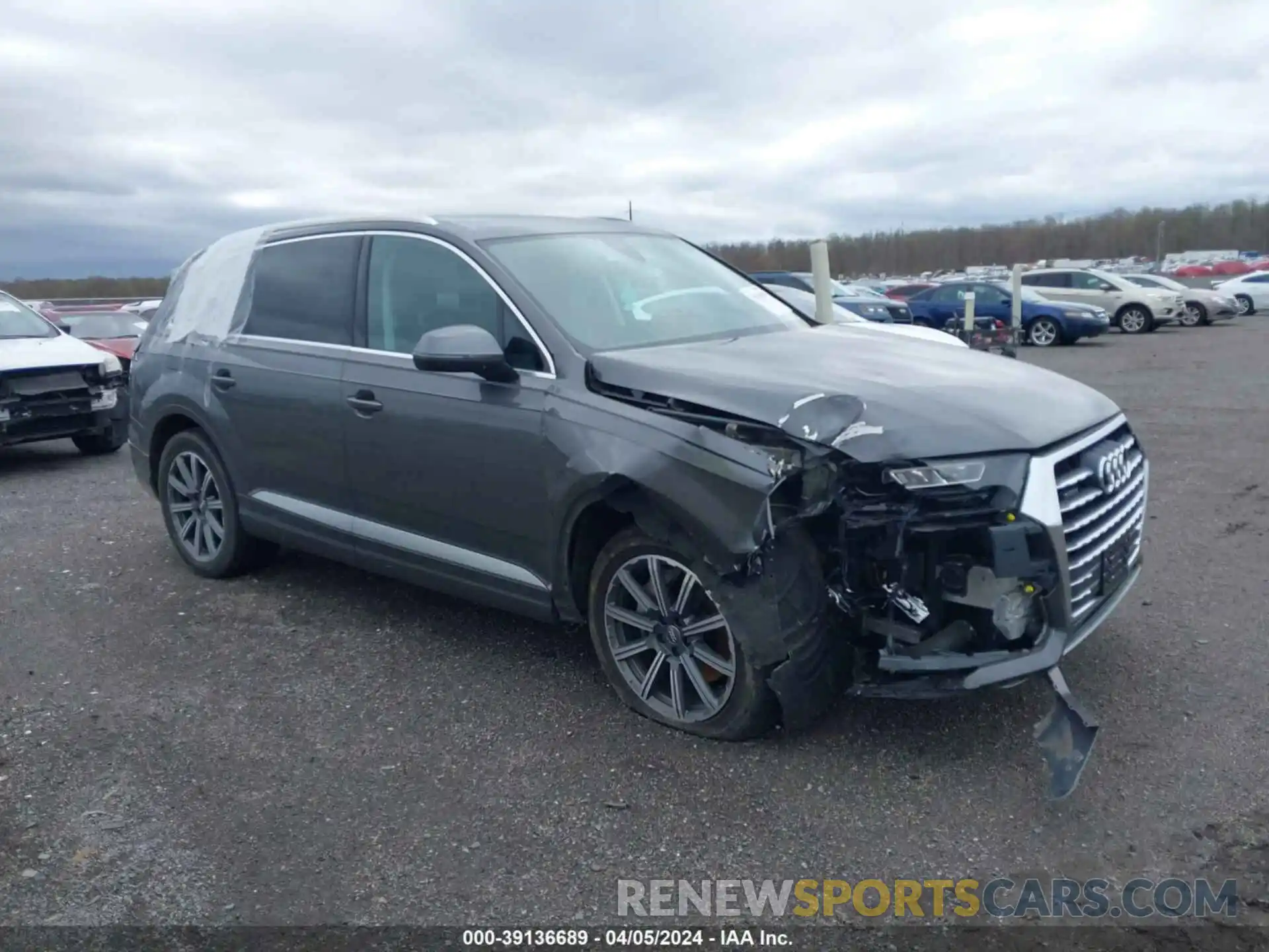 1 Photograph of a damaged car WA1LHAF74KD027479 AUDI Q7 2019