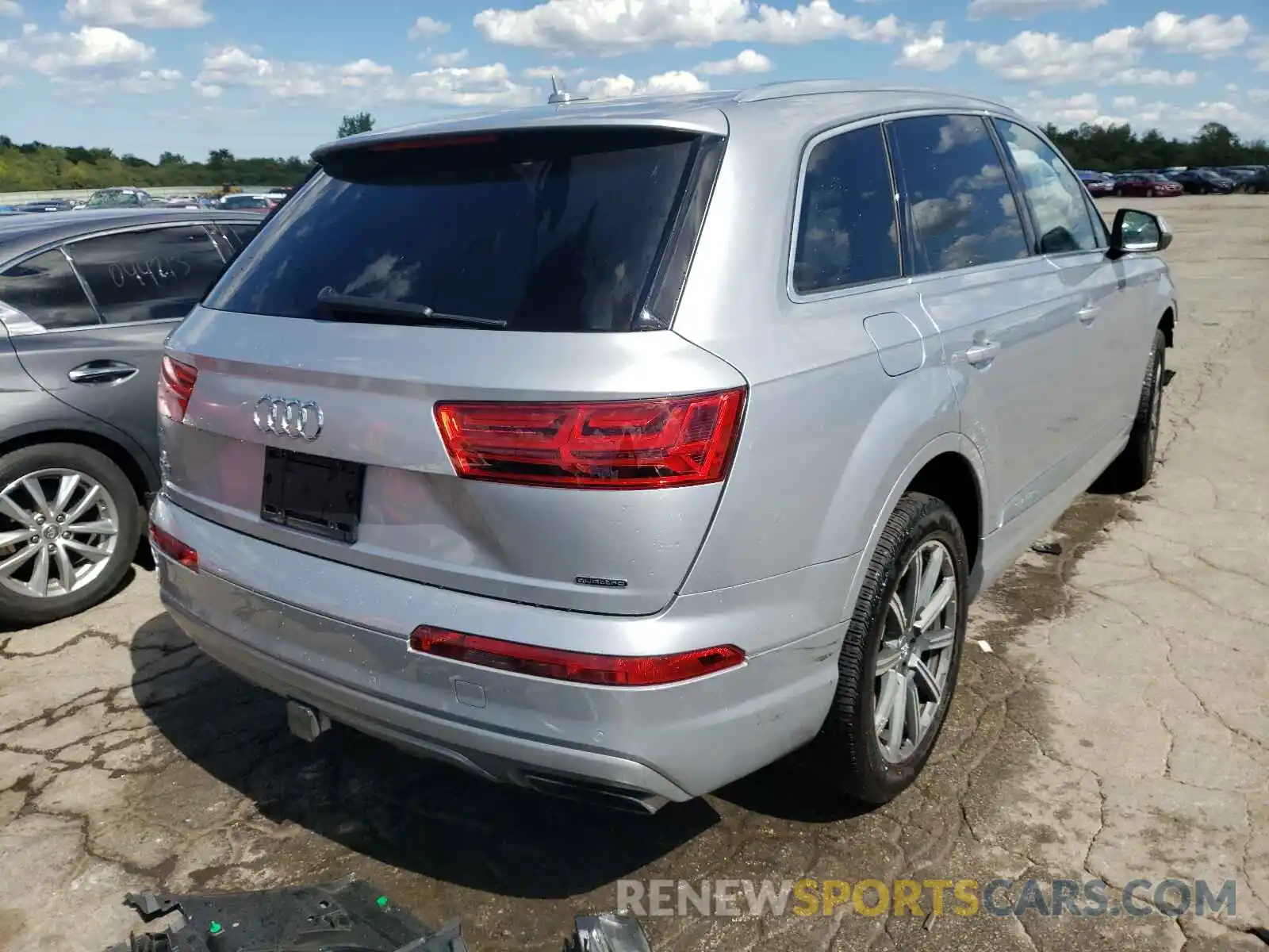 4 Фотография поврежденного автомобиля WA1LHAF74KD028356 AUDI Q7 2019