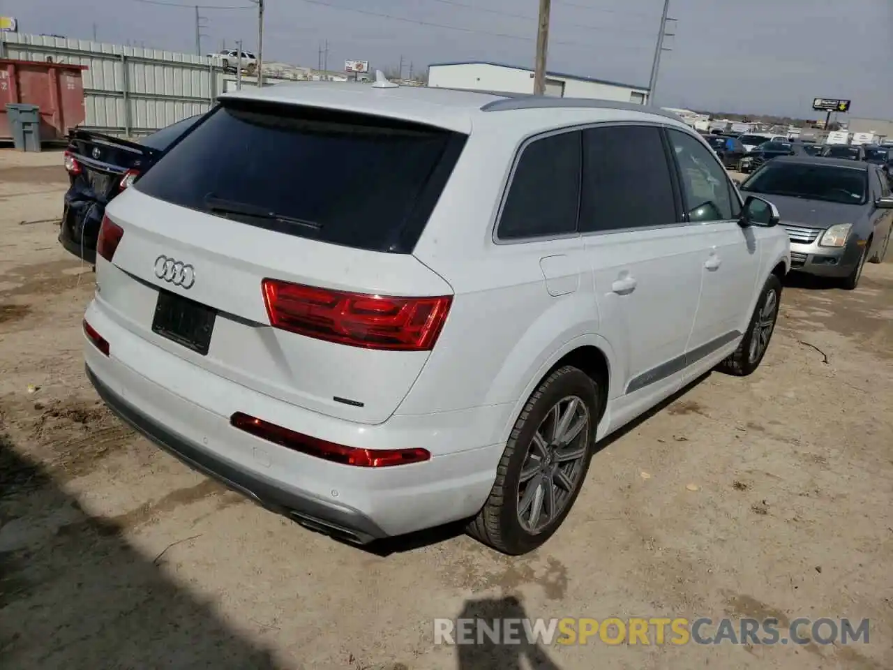 4 Фотография поврежденного автомобиля WA1LHAF74KD030060 AUDI Q7 2019