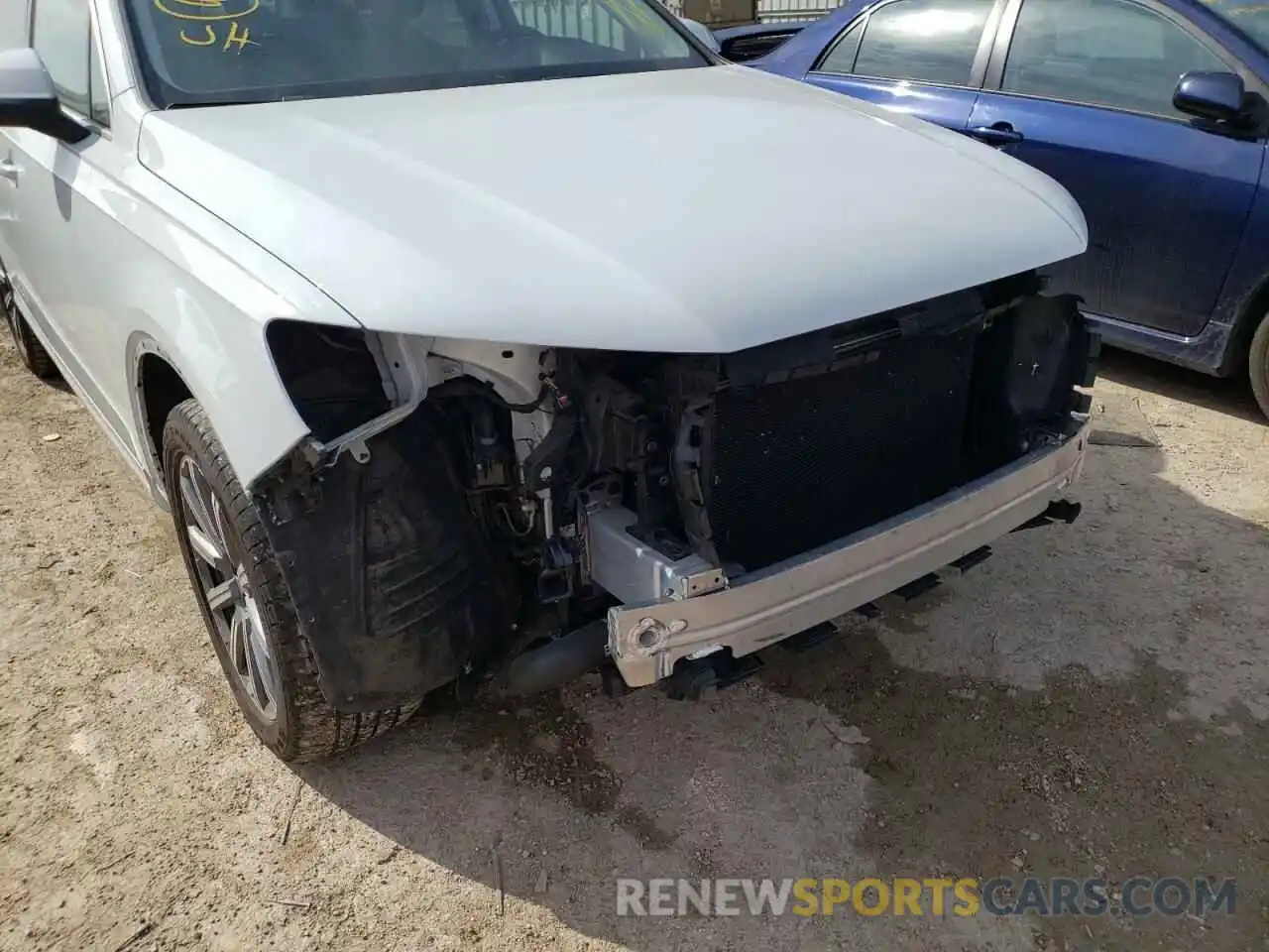 9 Photograph of a damaged car WA1LHAF74KD030060 AUDI Q7 2019