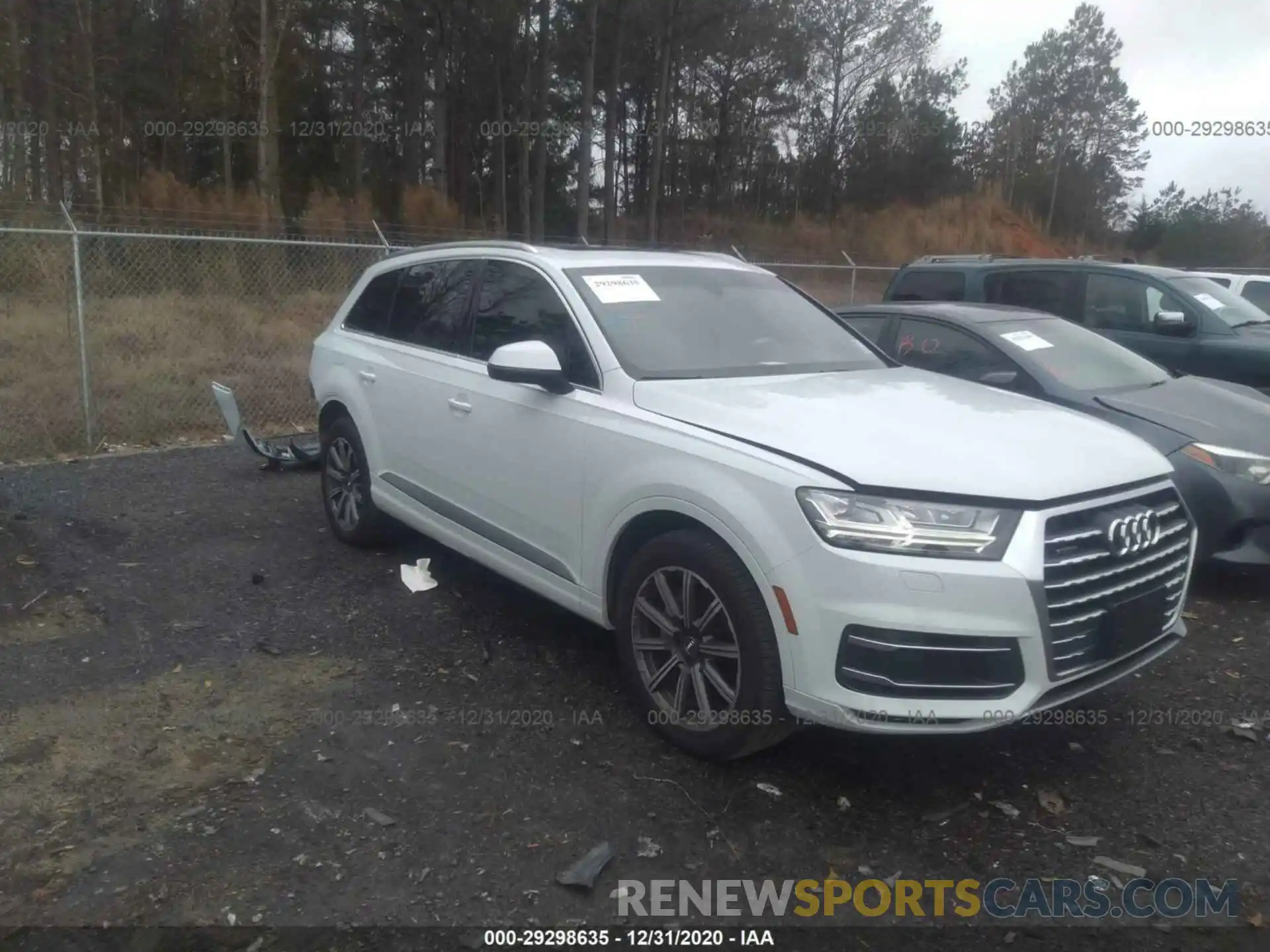 1 Photograph of a damaged car WA1LHAF74KD031533 AUDI Q7 2019