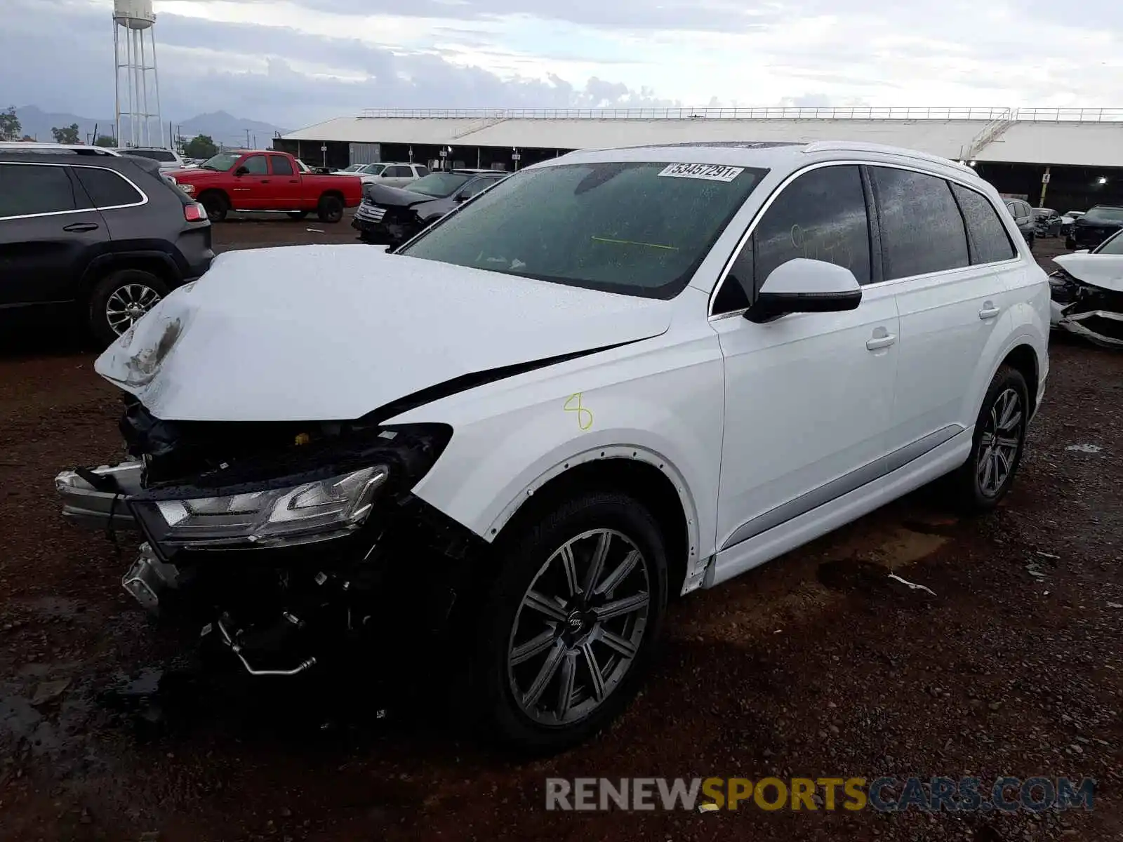 2 Photograph of a damaged car WA1LHAF74KD044041 AUDI Q7 2019