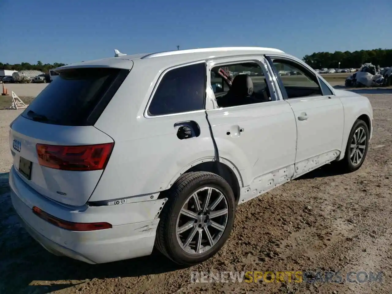 9 Фотография поврежденного автомобиля WA1LHAF74KD046386 AUDI Q7 2019