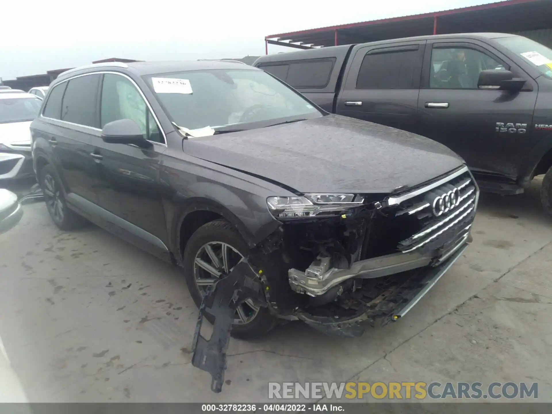 1 Photograph of a damaged car WA1LHAF75KD024784 AUDI Q7 2019