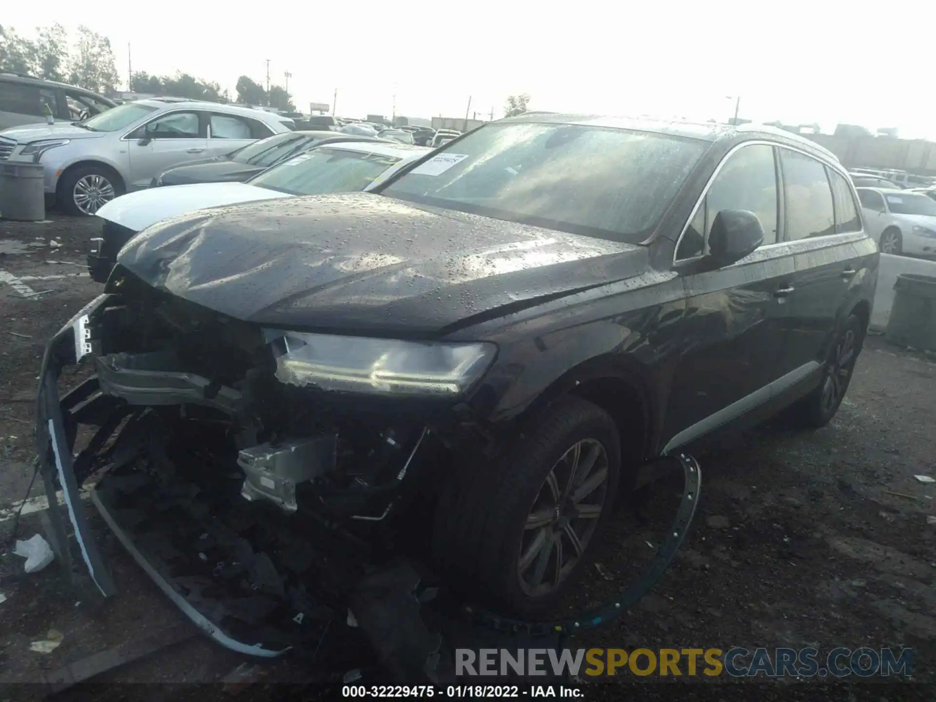 2 Photograph of a damaged car WA1LHAF75KD028026 AUDI Q7 2019