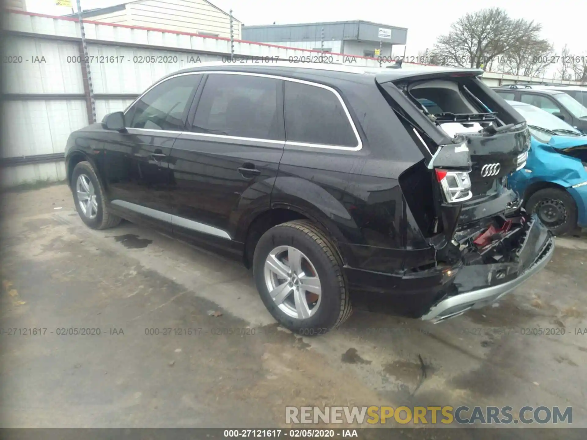 3 Фотография поврежденного автомобиля WA1LHAF75KD031668 AUDI Q7 2019