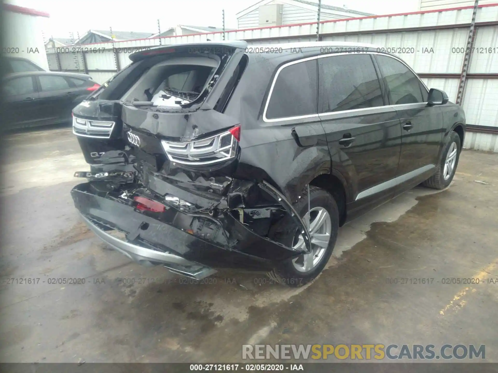 4 Фотография поврежденного автомобиля WA1LHAF75KD031668 AUDI Q7 2019