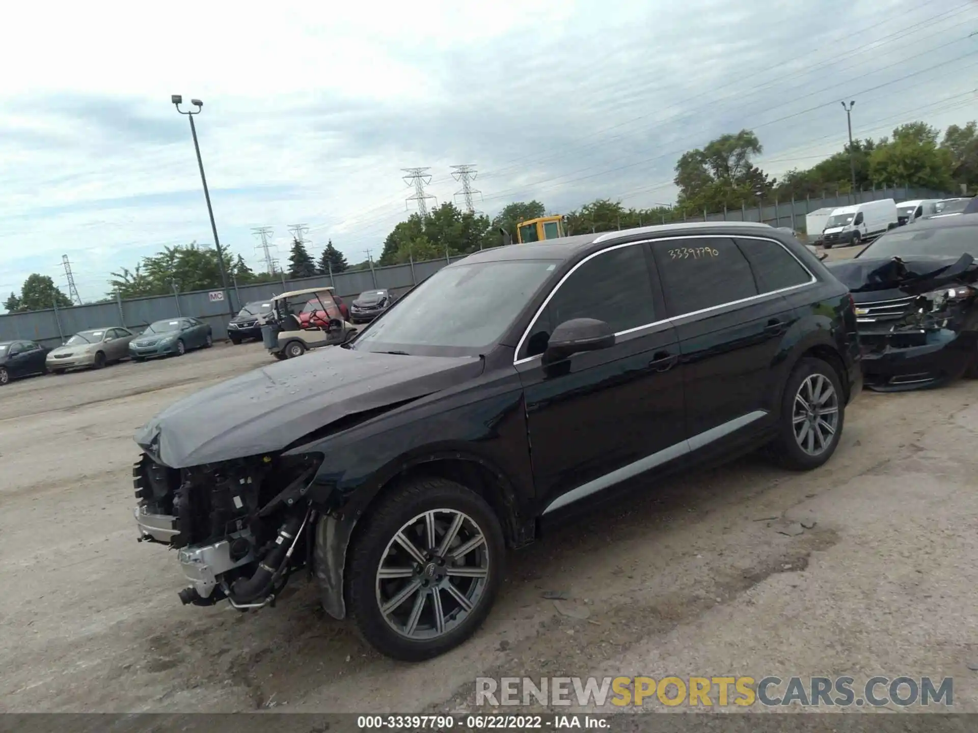 2 Photograph of a damaged car WA1LHAF75KD043805 AUDI Q7 2019