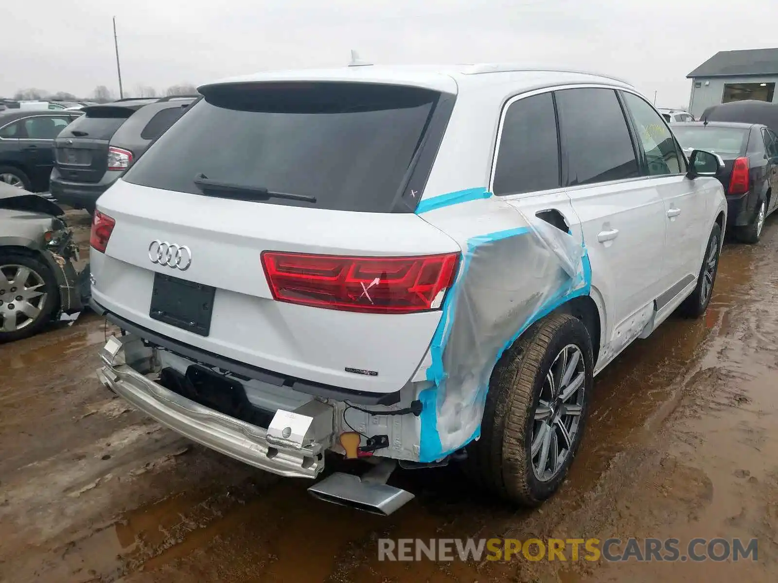 4 Photograph of a damaged car WA1LHAF75KD046946 AUDI Q7 2019