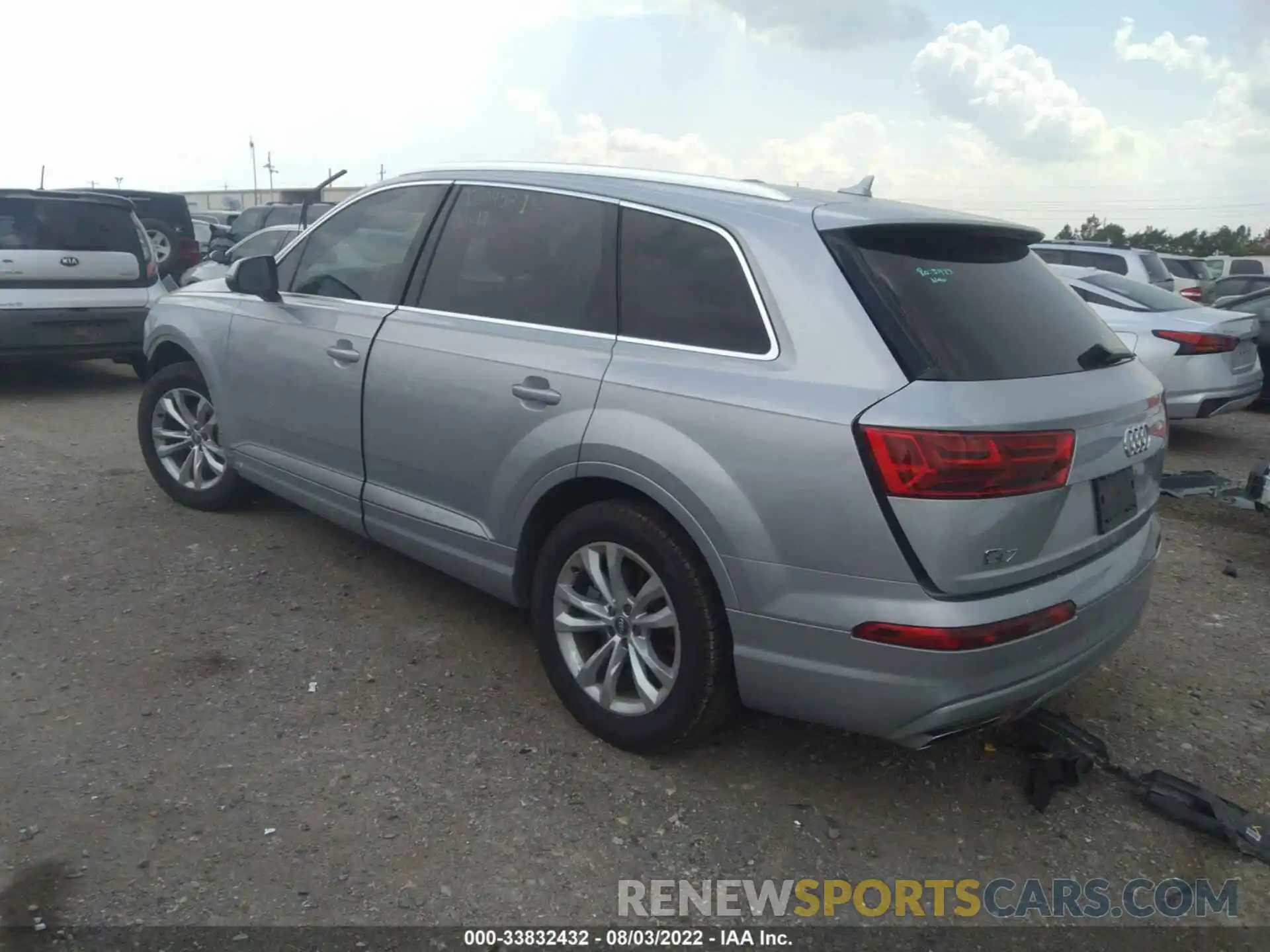 3 Фотография поврежденного автомобиля WA1LHAF76KD015155 AUDI Q7 2019