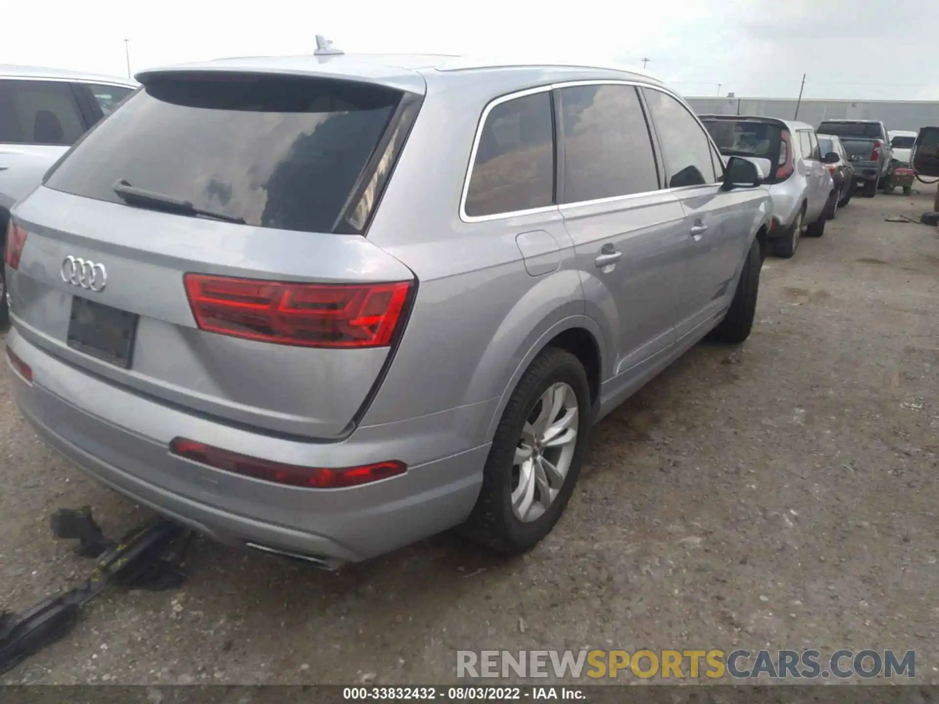 4 Фотография поврежденного автомобиля WA1LHAF76KD015155 AUDI Q7 2019