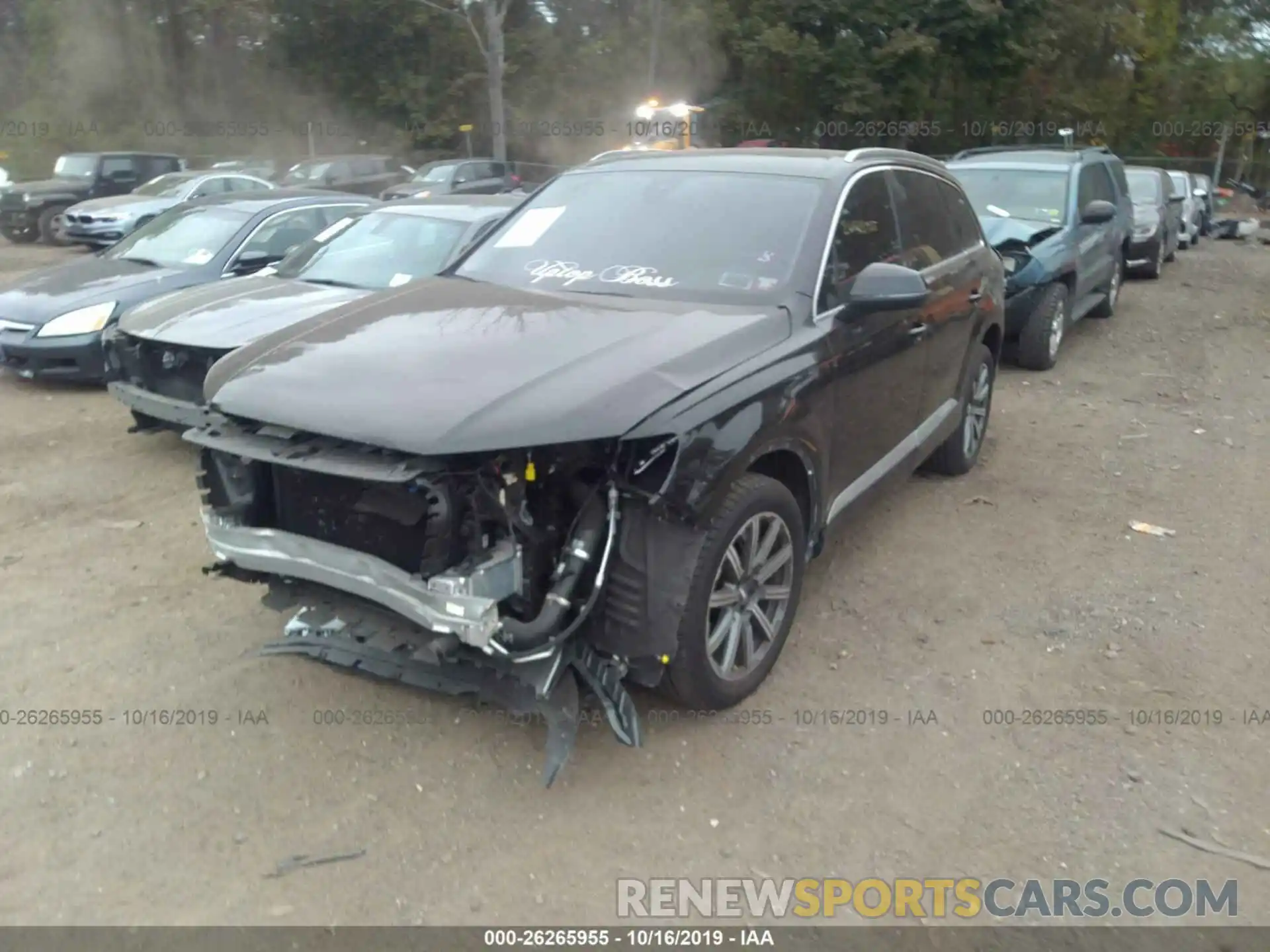 2 Photograph of a damaged car WA1LHAF76KD019416 AUDI Q7 2019