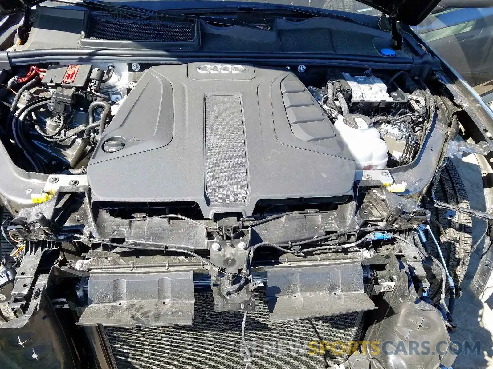 7 Photograph of a damaged car WA1LHAF76KD026527 AUDI Q7 2019