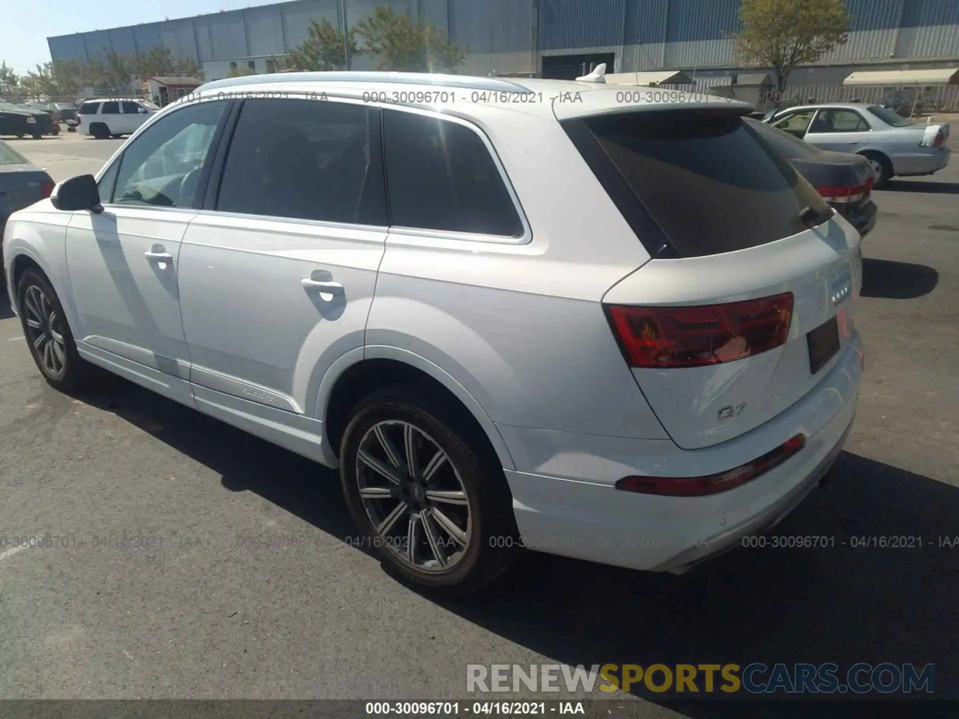 3 Photograph of a damaged car WA1LHAF76KD033980 AUDI Q7 2019