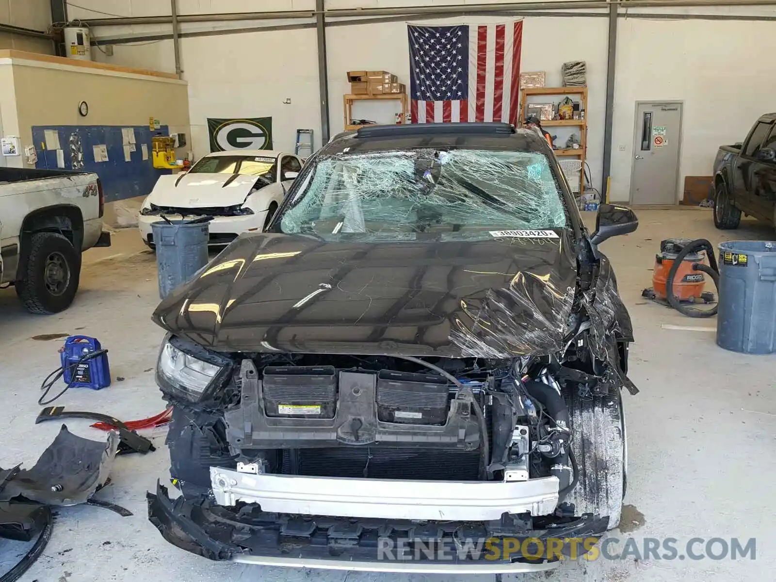 9 Photograph of a damaged car WA1LHAF76KD038984 AUDI Q7 2019