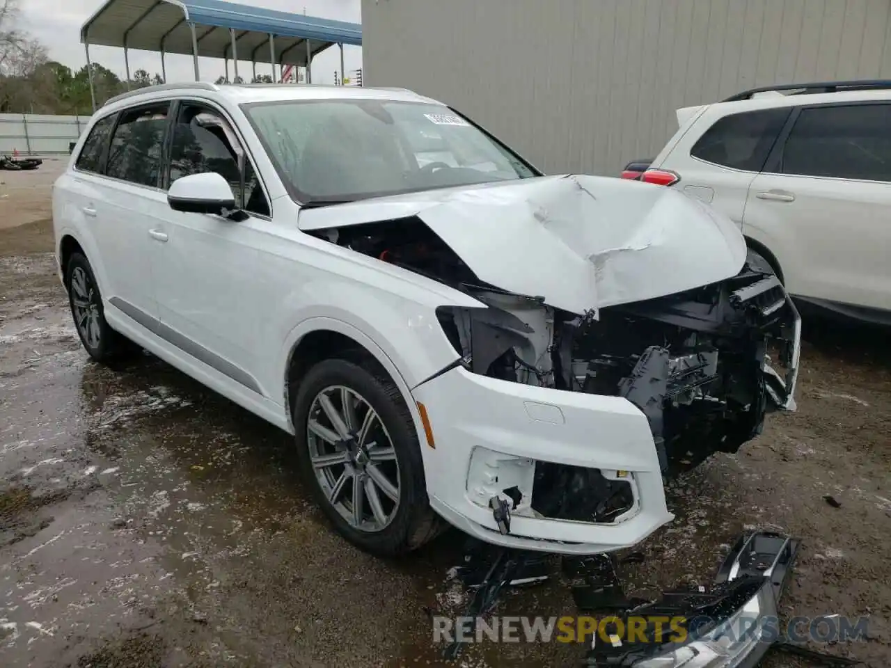 1 Photograph of a damaged car WA1LHAF76KD041996 AUDI Q7 2019