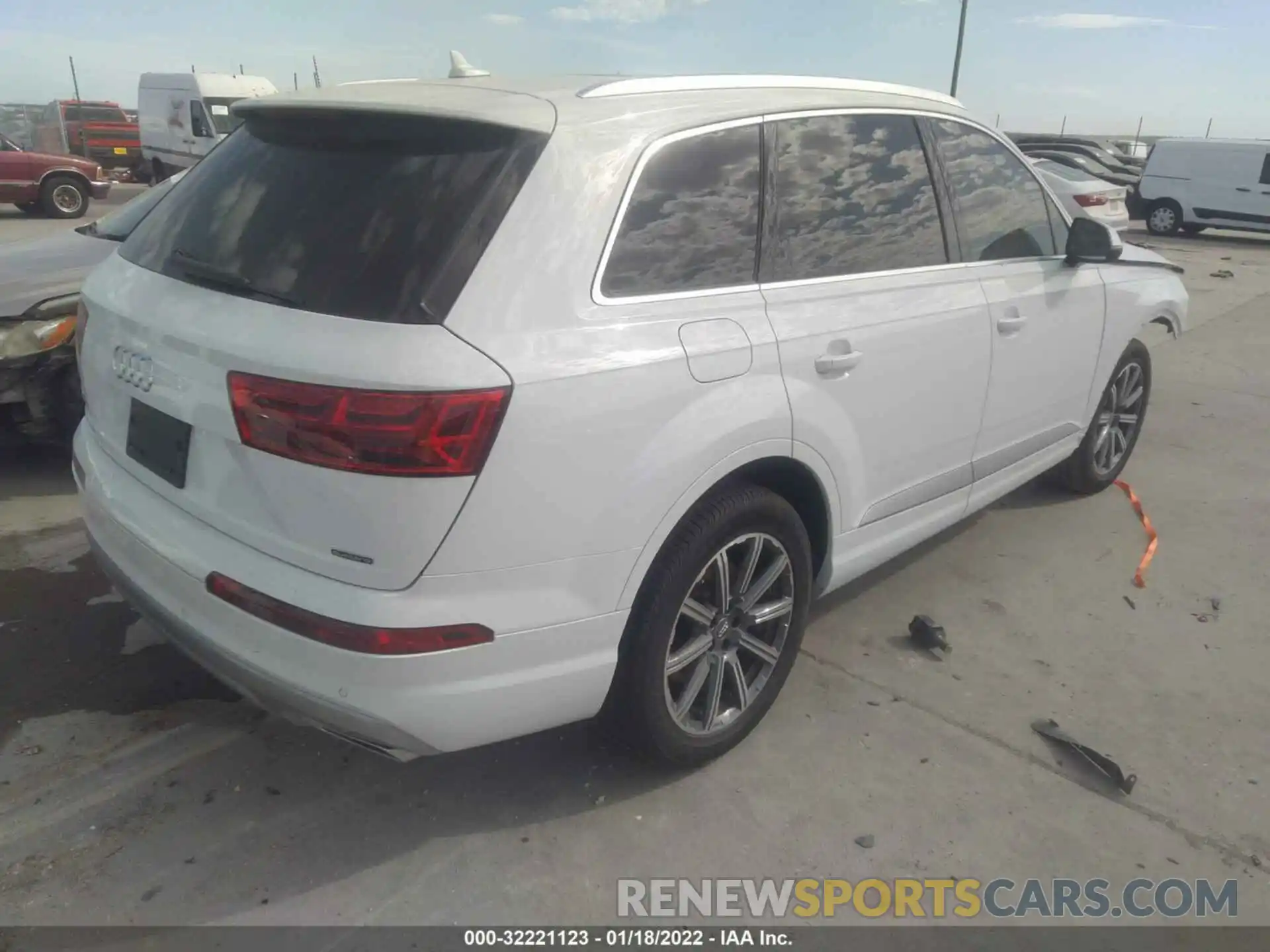 4 Фотография поврежденного автомобиля WA1LHAF76KD048902 AUDI Q7 2019