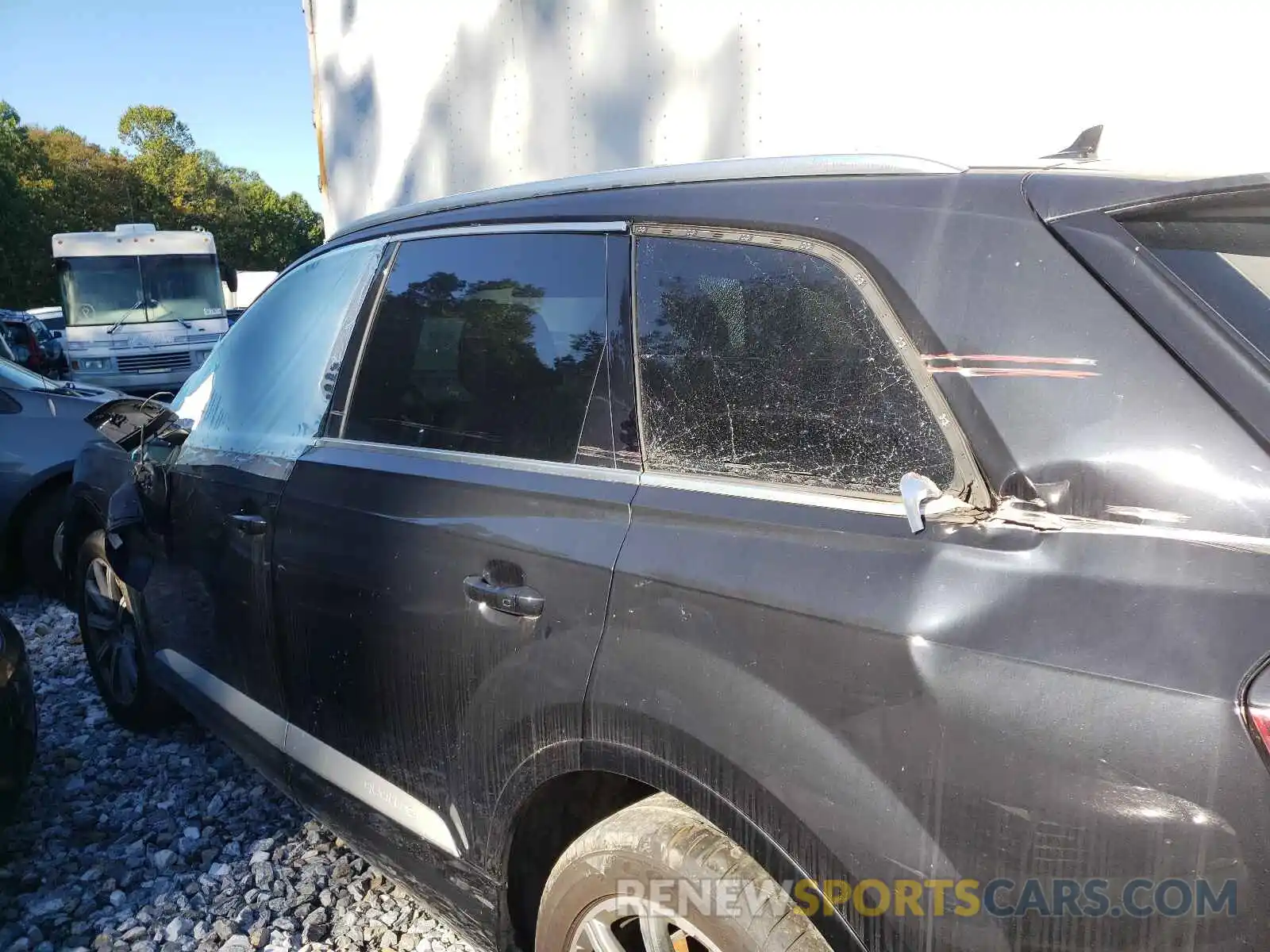 9 Photograph of a damaged car WA1LHAF77KD014466 AUDI Q7 2019