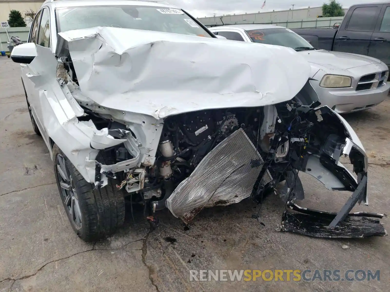 9 Photograph of a damaged car WA1LHAF77KD019988 AUDI Q7 2019