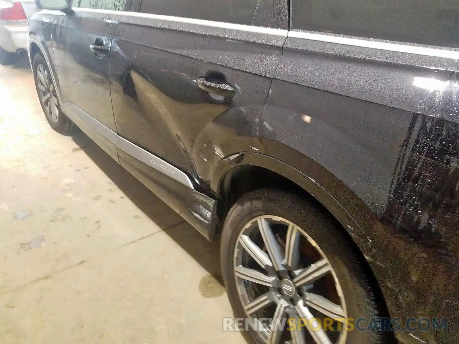 9 Фотография поврежденного автомобиля WA1LHAF77KD020834 AUDI Q7 2019