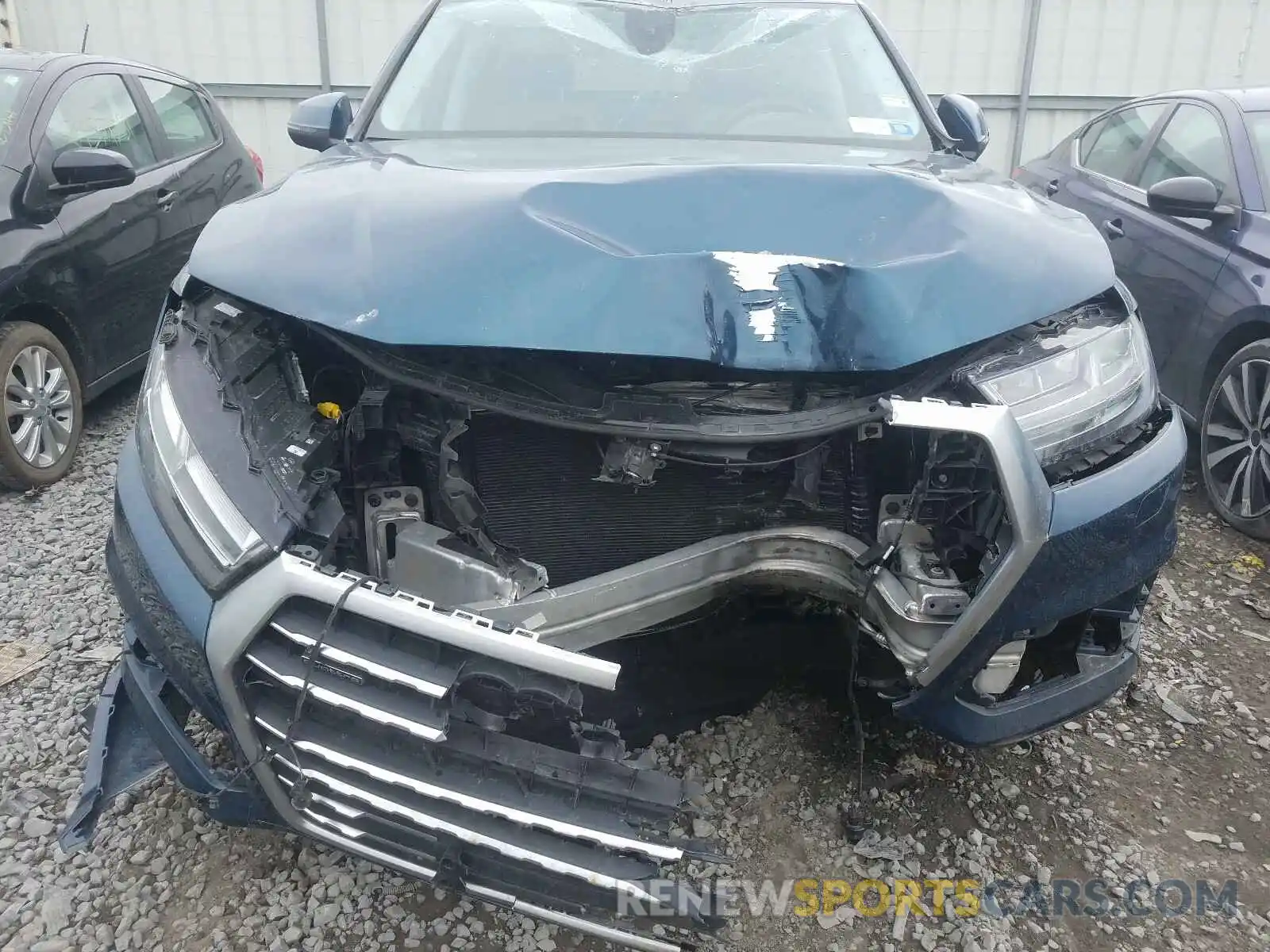 9 Photograph of a damaged car WA1LHAF77KD021188 AUDI Q7 2019