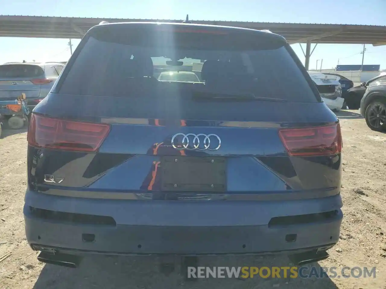 6 Фотография поврежденного автомобиля WA1LHAF77KD021319 AUDI Q7 2019