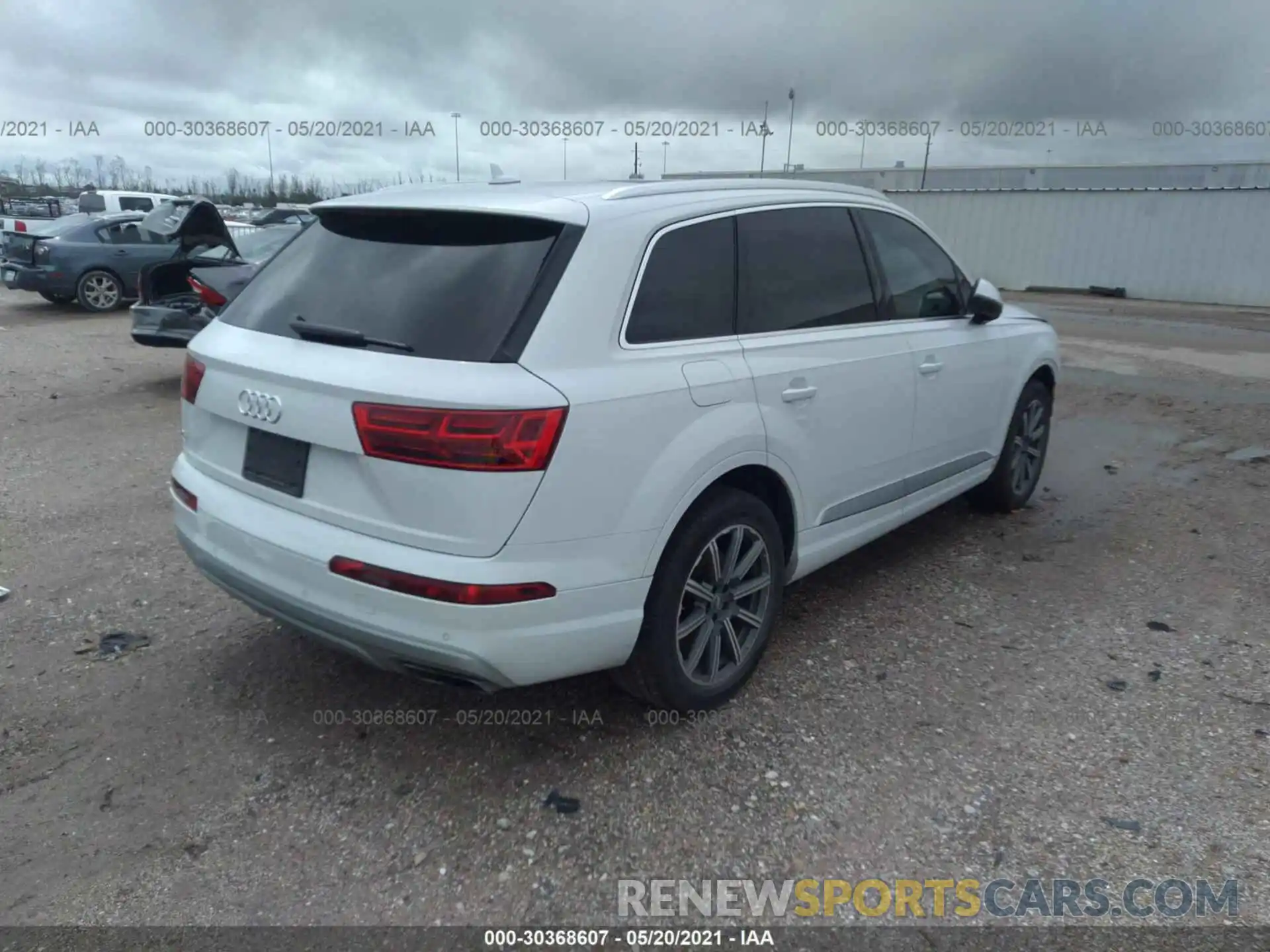 4 Фотография поврежденного автомобиля WA1LHAF77KD022583 AUDI Q7 2019