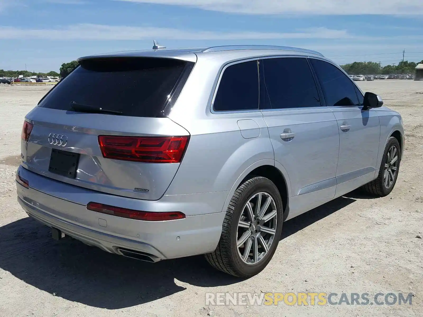 4 Фотография поврежденного автомобиля WA1LHAF77KD040386 AUDI Q7 2019