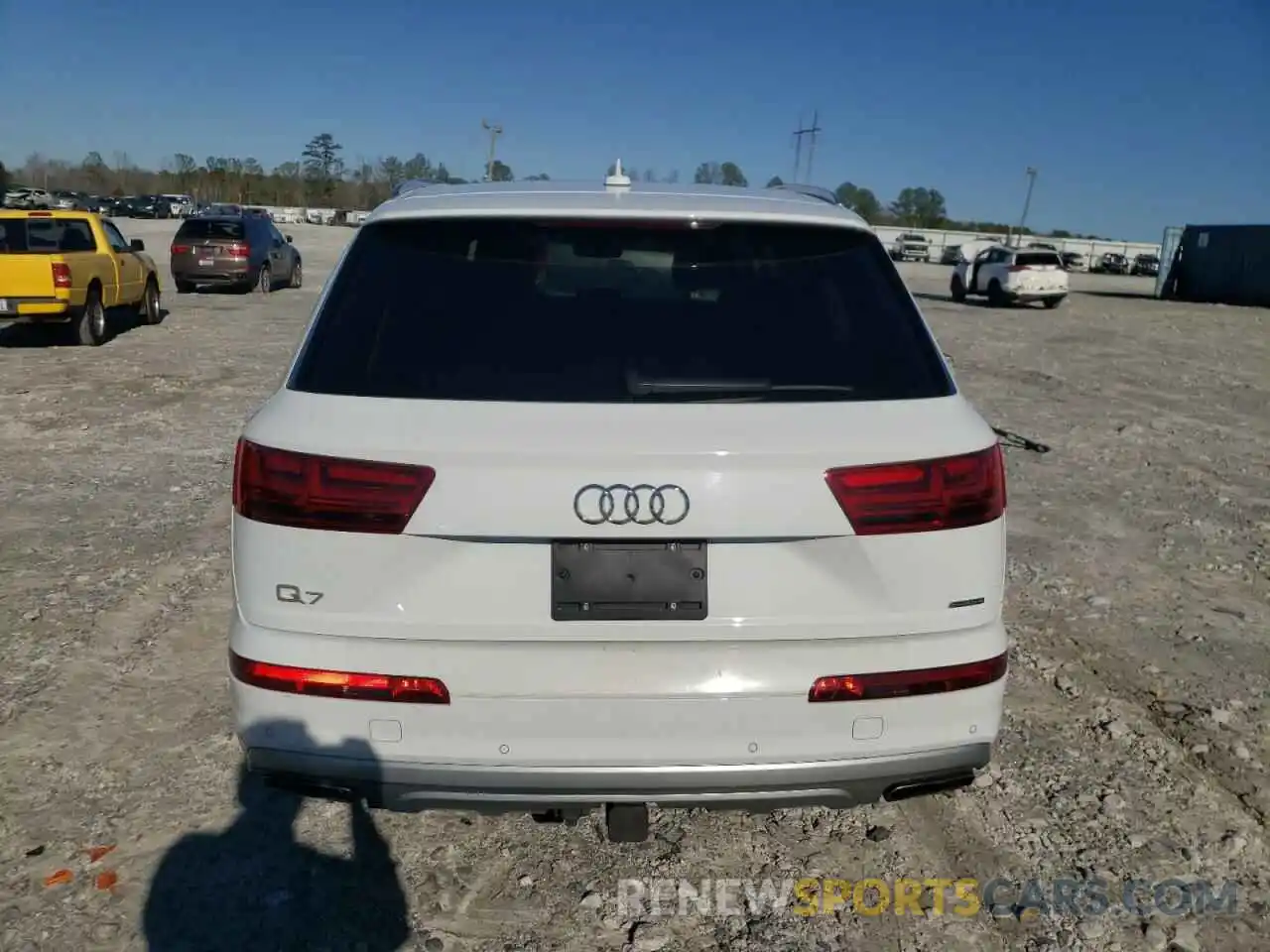 6 Photograph of a damaged car WA1LHAF78KD030949 AUDI Q7 2019