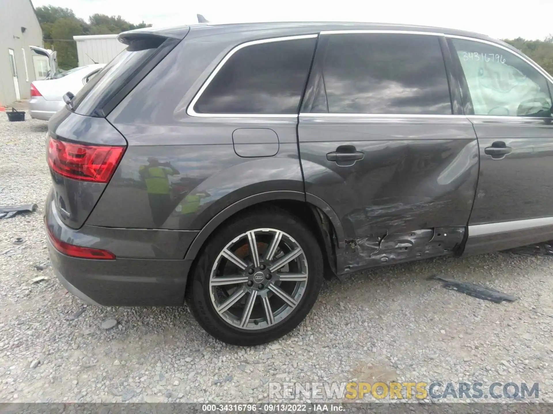 6 Photograph of a damaged car WA1LHAF78KD032345 AUDI Q7 2019