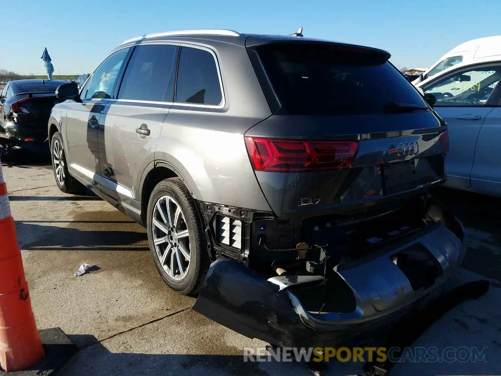 3 Photograph of a damaged car WA1LHAF78KD038016 AUDI Q7 2019