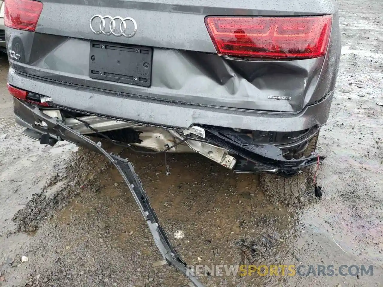 9 Фотография поврежденного автомобиля WA1LHAF78KD038064 AUDI Q7 2019