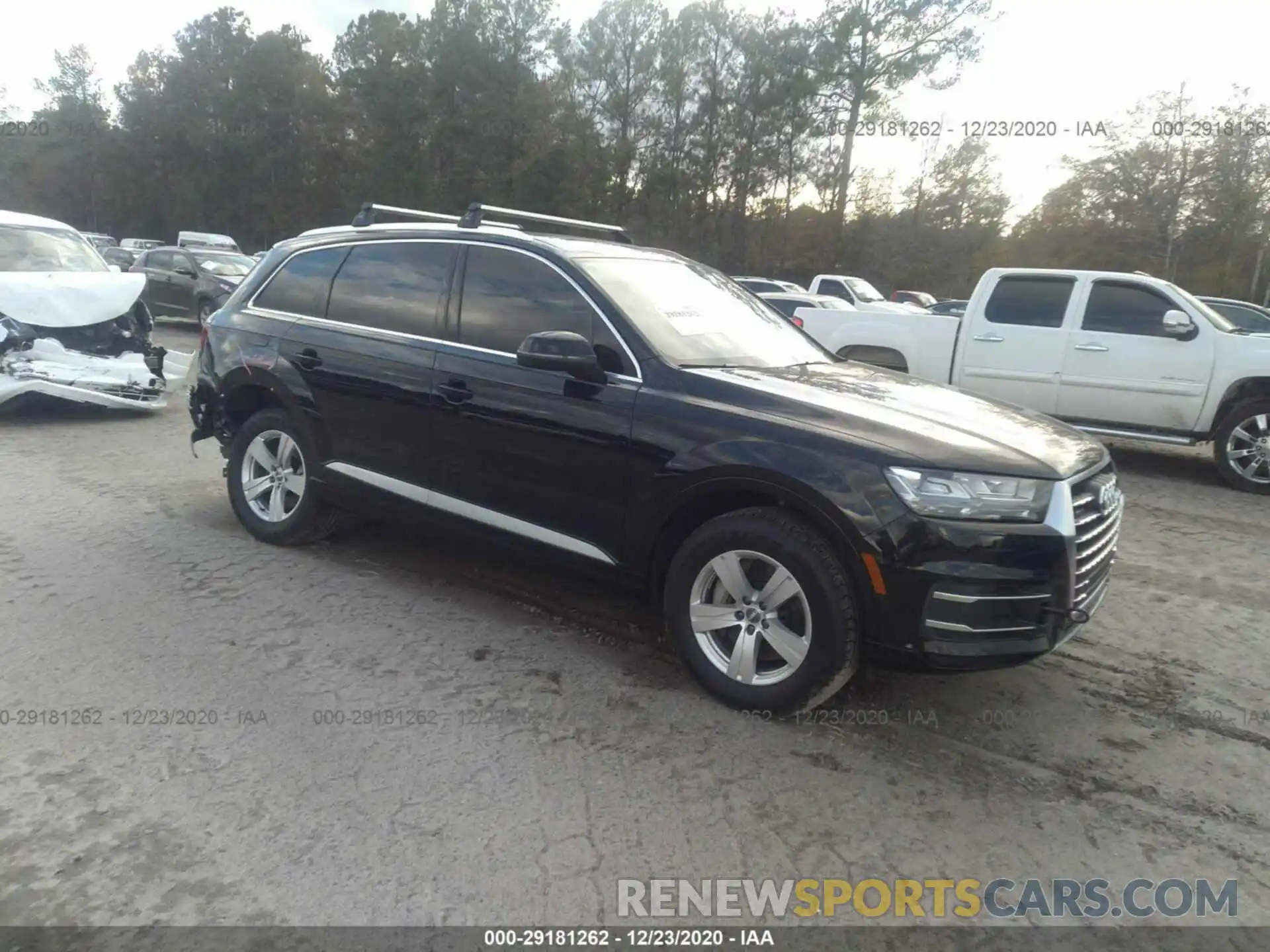 1 Photograph of a damaged car WA1LHAF78KD040106 AUDI Q7 2019