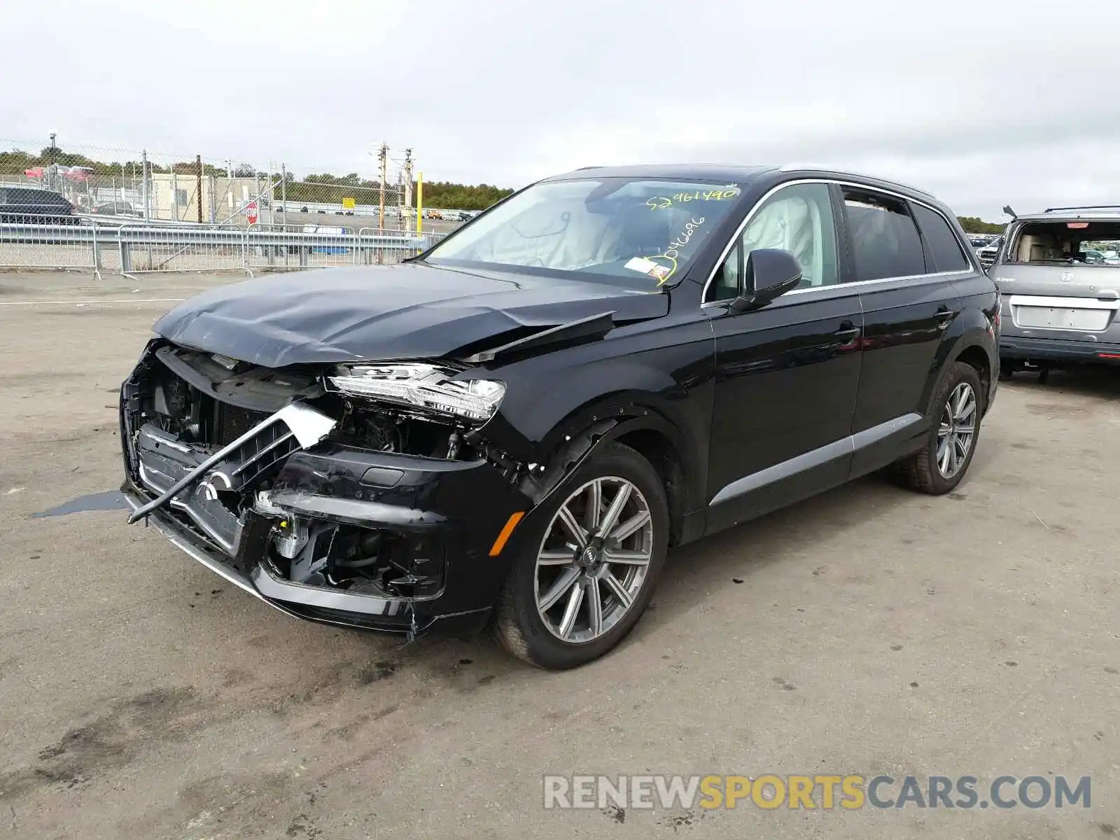 2 Photograph of a damaged car WA1LHAF78KD046696 AUDI Q7 2019