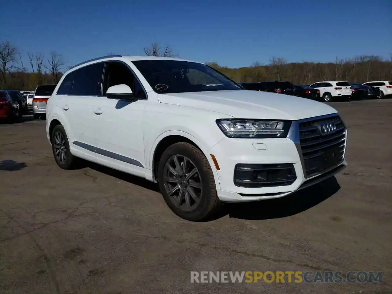 1 Photograph of a damaged car WA1LHAF79KD021855 AUDI Q7 2019