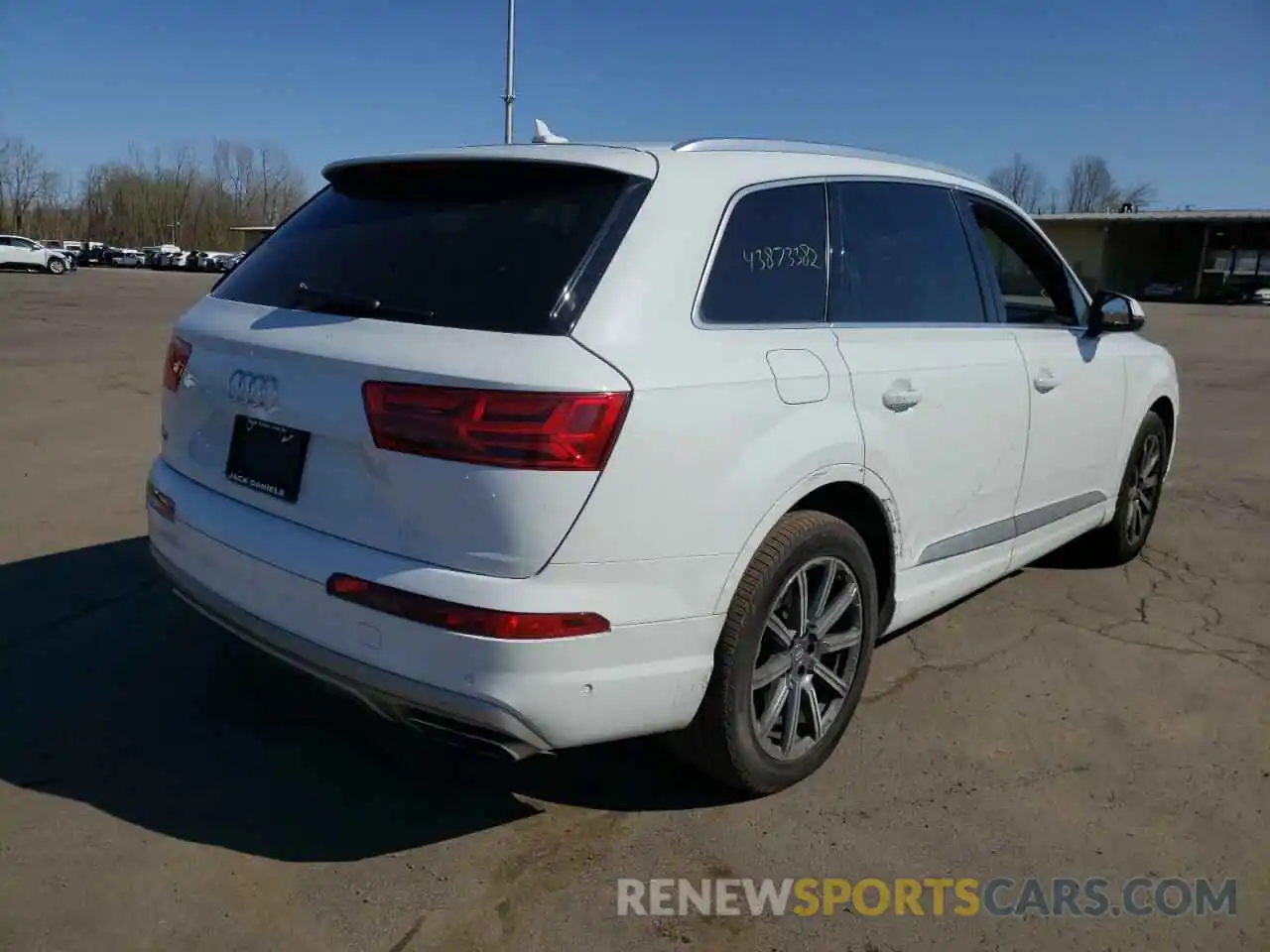 4 Photograph of a damaged car WA1LHAF79KD021855 AUDI Q7 2019