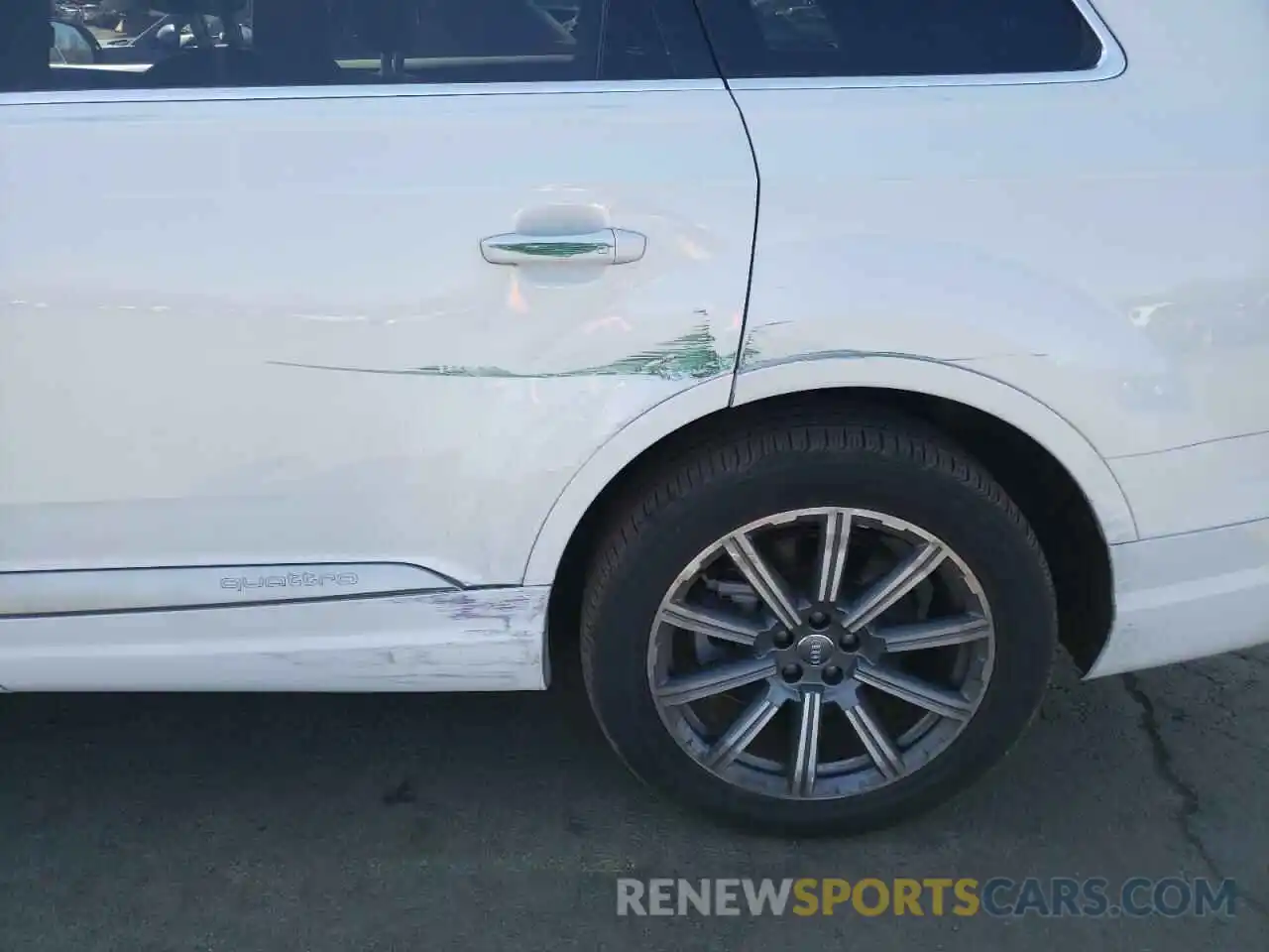 9 Photograph of a damaged car WA1LHAF79KD021855 AUDI Q7 2019