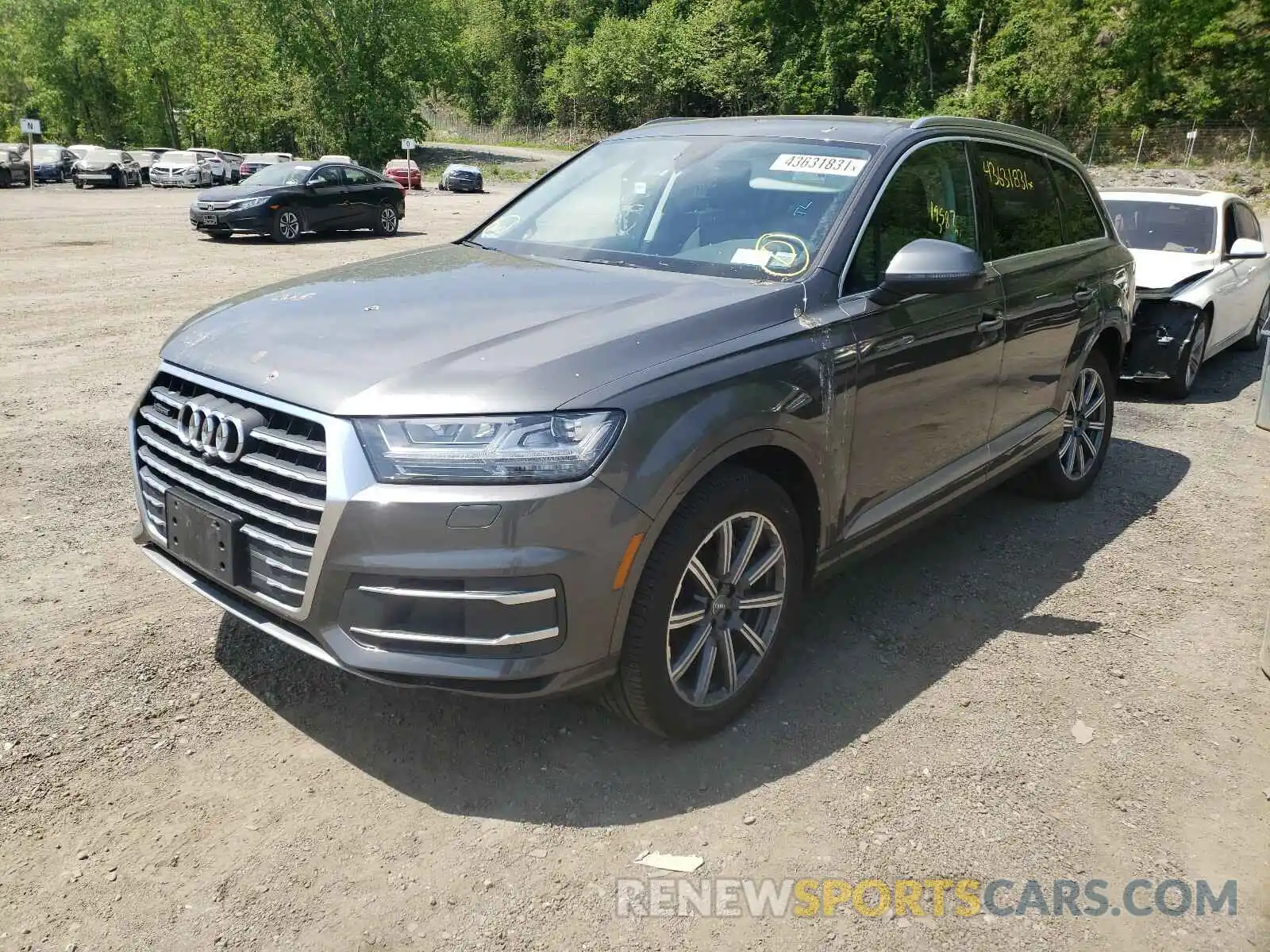 2 Фотография поврежденного автомобиля WA1LHAF79KD026702 AUDI Q7 2019