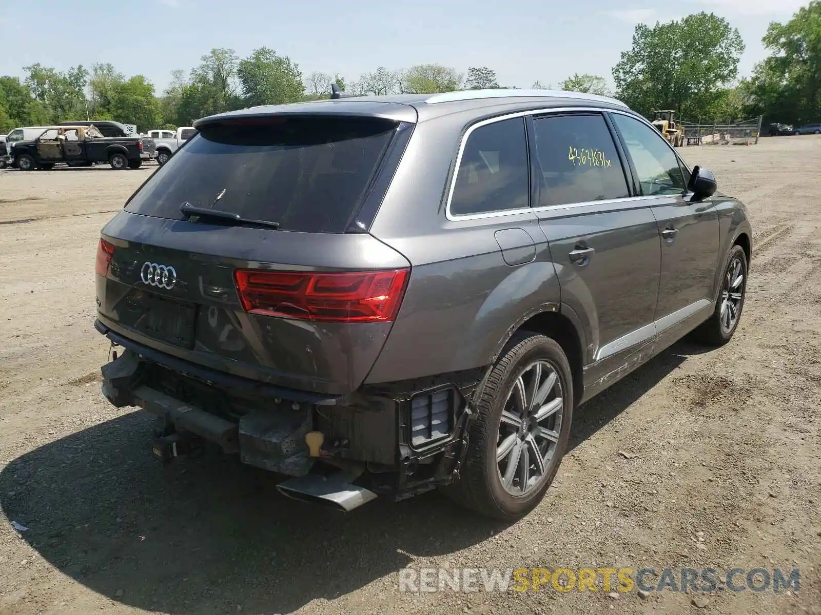 4 Фотография поврежденного автомобиля WA1LHAF79KD026702 AUDI Q7 2019