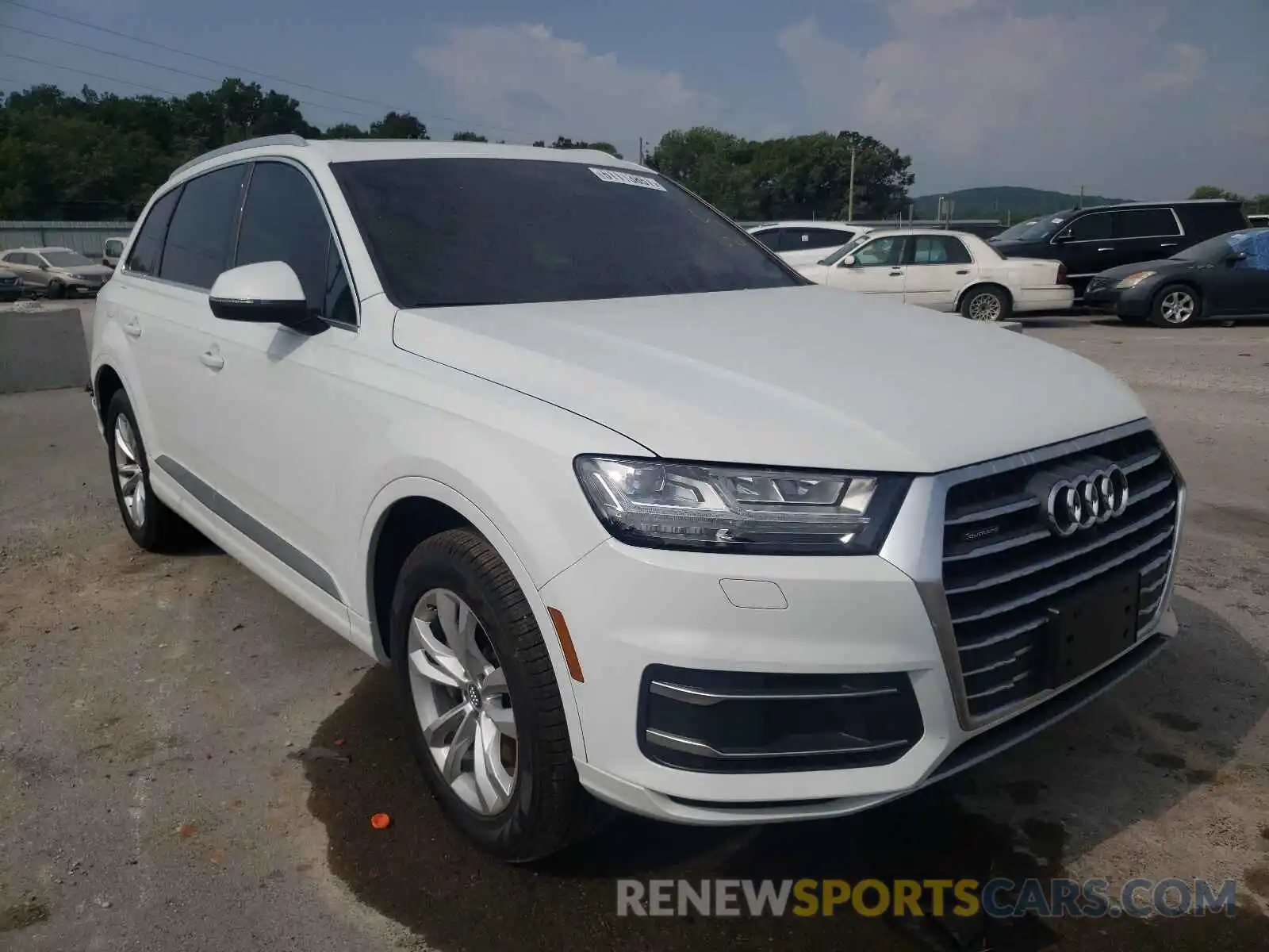 1 Фотография поврежденного автомобиля WA1LHAF79KD037179 AUDI Q7 2019