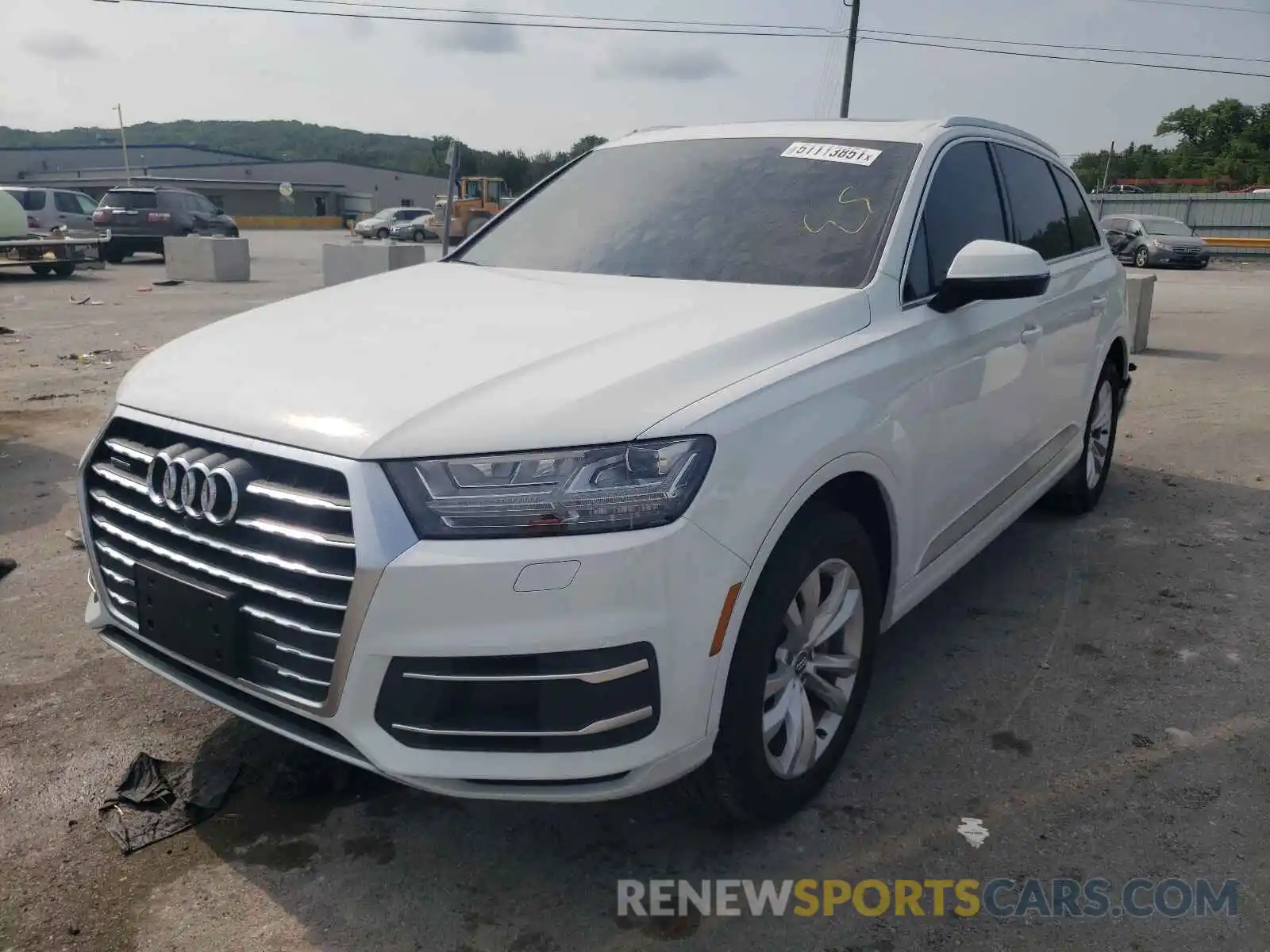 2 Photograph of a damaged car WA1LHAF79KD037179 AUDI Q7 2019