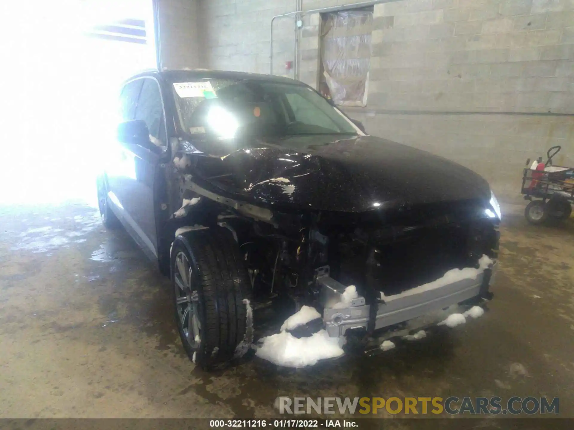 1 Photograph of a damaged car WA1LHAF79KD041829 AUDI Q7 2019