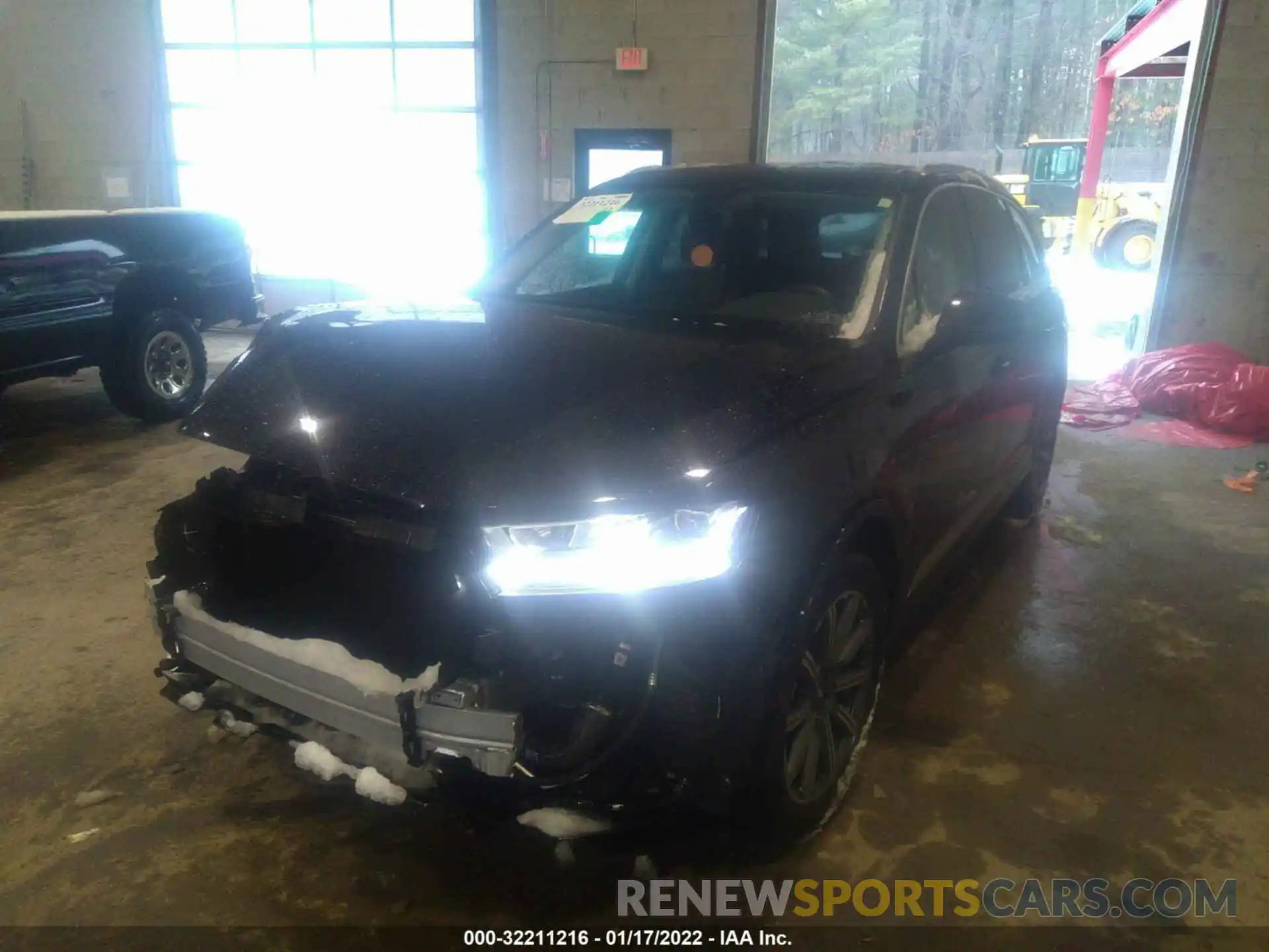 2 Photograph of a damaged car WA1LHAF79KD041829 AUDI Q7 2019