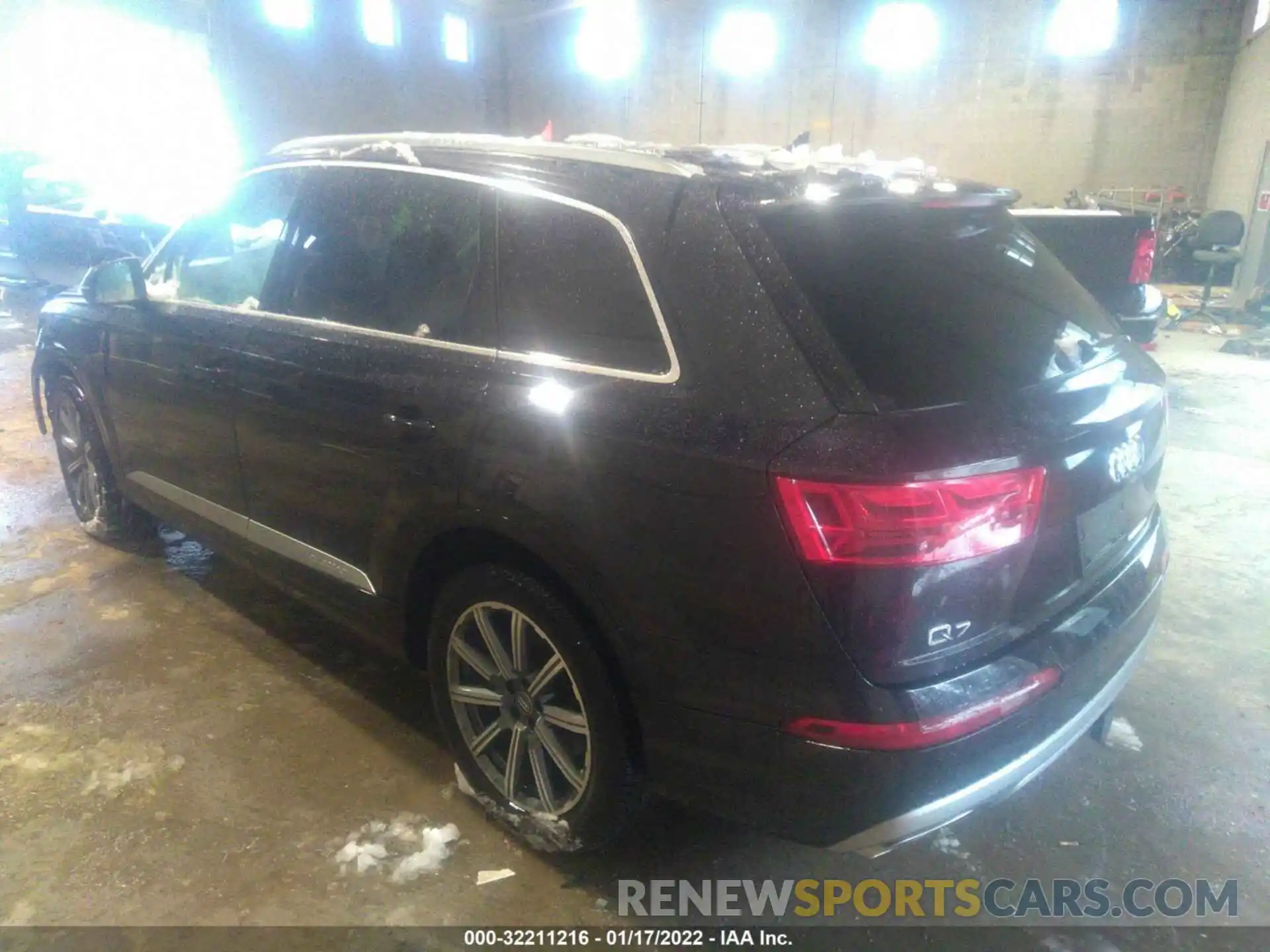 3 Фотография поврежденного автомобиля WA1LHAF79KD041829 AUDI Q7 2019